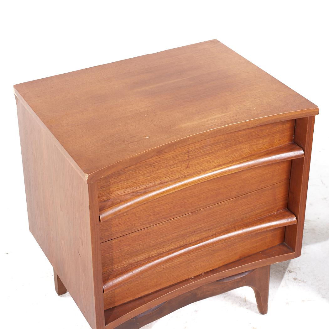 Young Manufacturing Mid Century Walnut Curved Front Nightstands - Pair 3