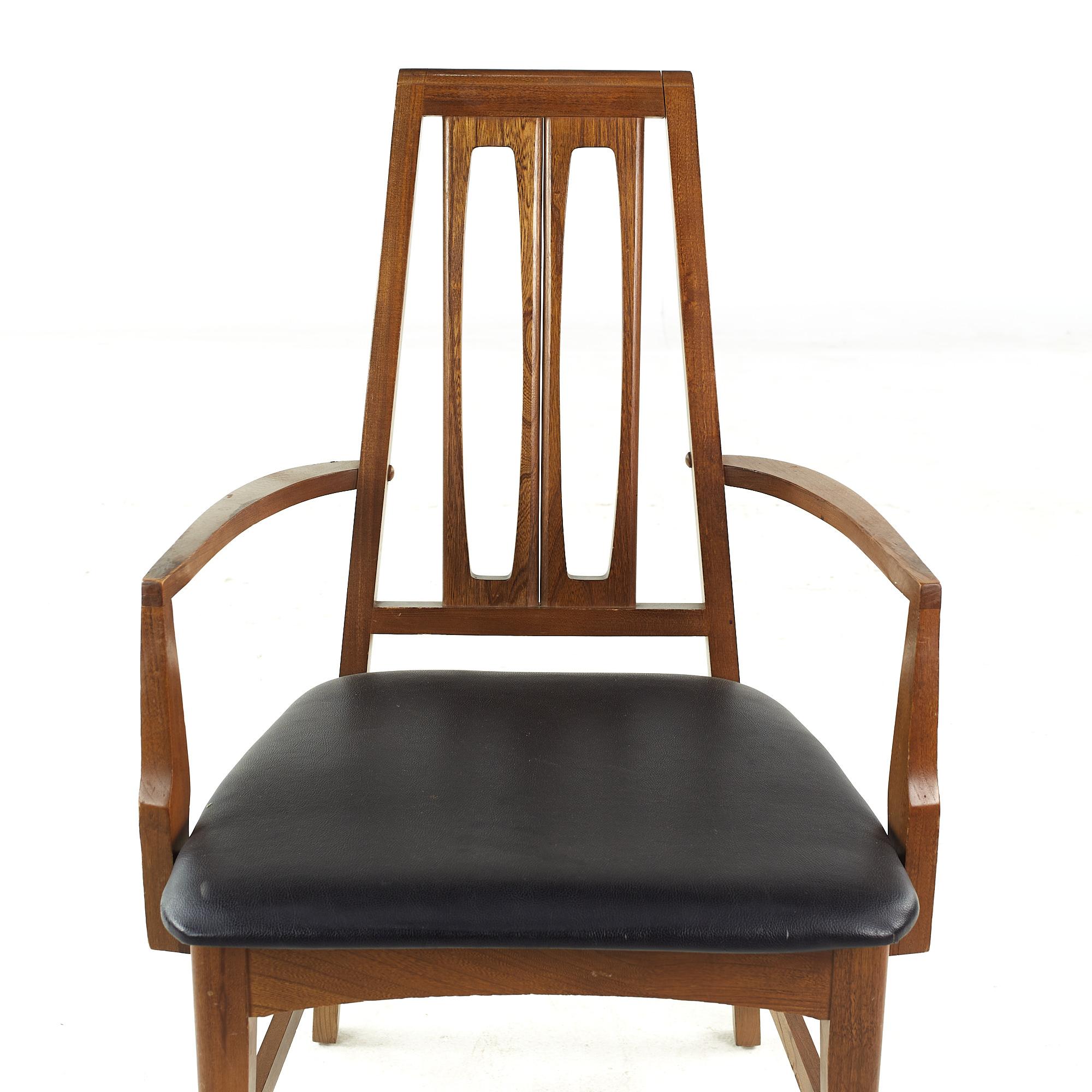 Young Manufacturing Mid Century Walnut Dining Chairs, Set of 6 For Sale 10