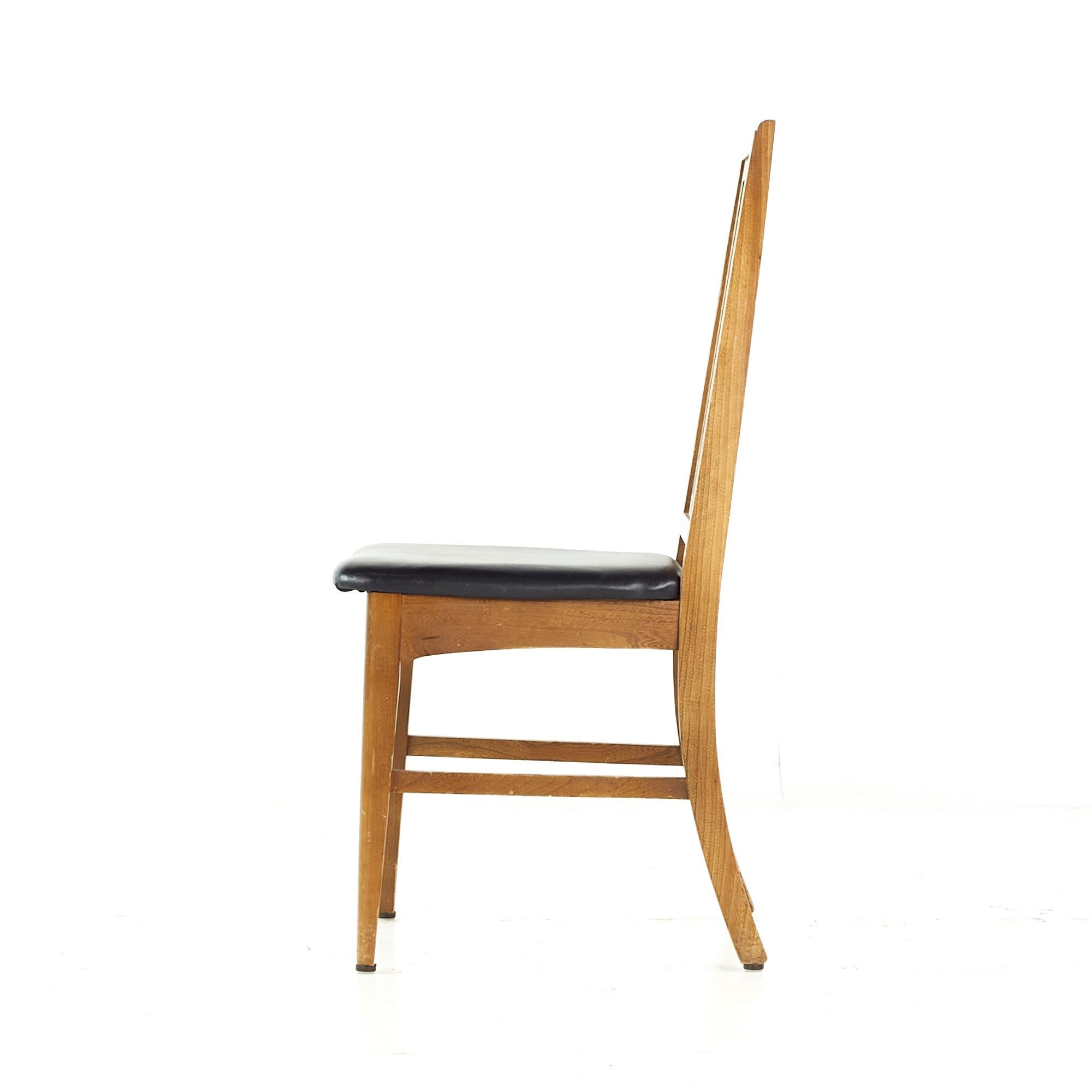Young Manufacturing Mid Century Walnut Dining Chairs, Set of 6 For Sale 2