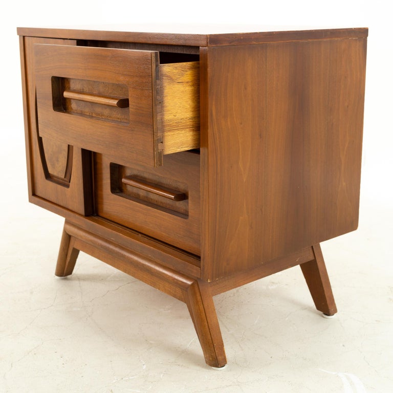 Young Manufacturing Mid Century Walnut Sliding Door Nightstand For At 1stdibs Young Manufacturing Mid Century Walnut, Sliding Door Nightstand