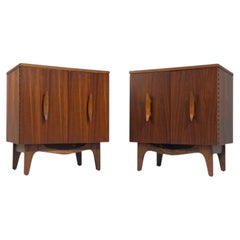 Young Manufacturing, Comodini moderni, Noce, USA, anni '60