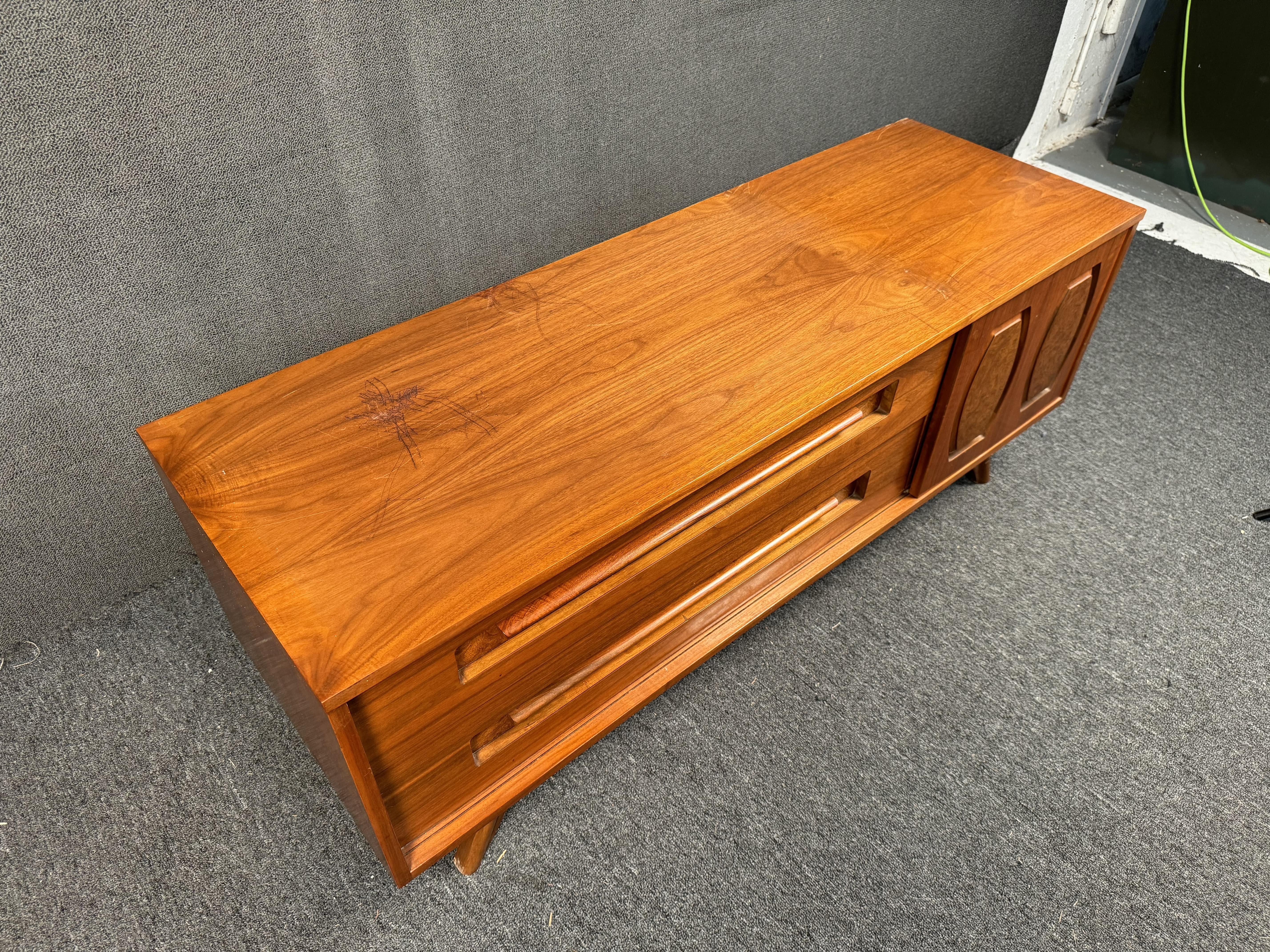Young Manufacturing Two Tier Lowboy Dresser For Sale 13