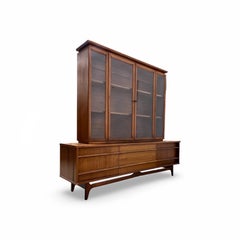 Young Manufacturing Vintage Mid Century Modern 2 Piece China Cabinet c. 1970s