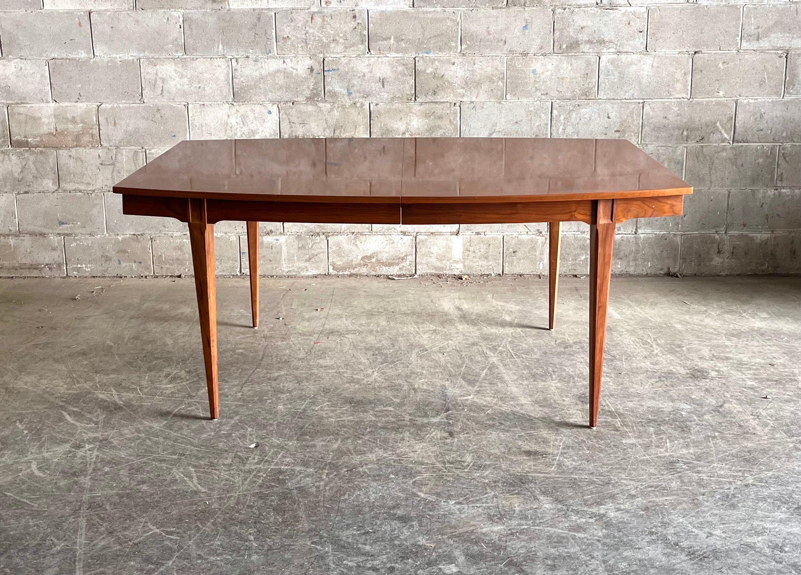 Mid-Century Modern Young Manufacturing Vintage Mid Century Modern Walnut Dining Table c. 1960s