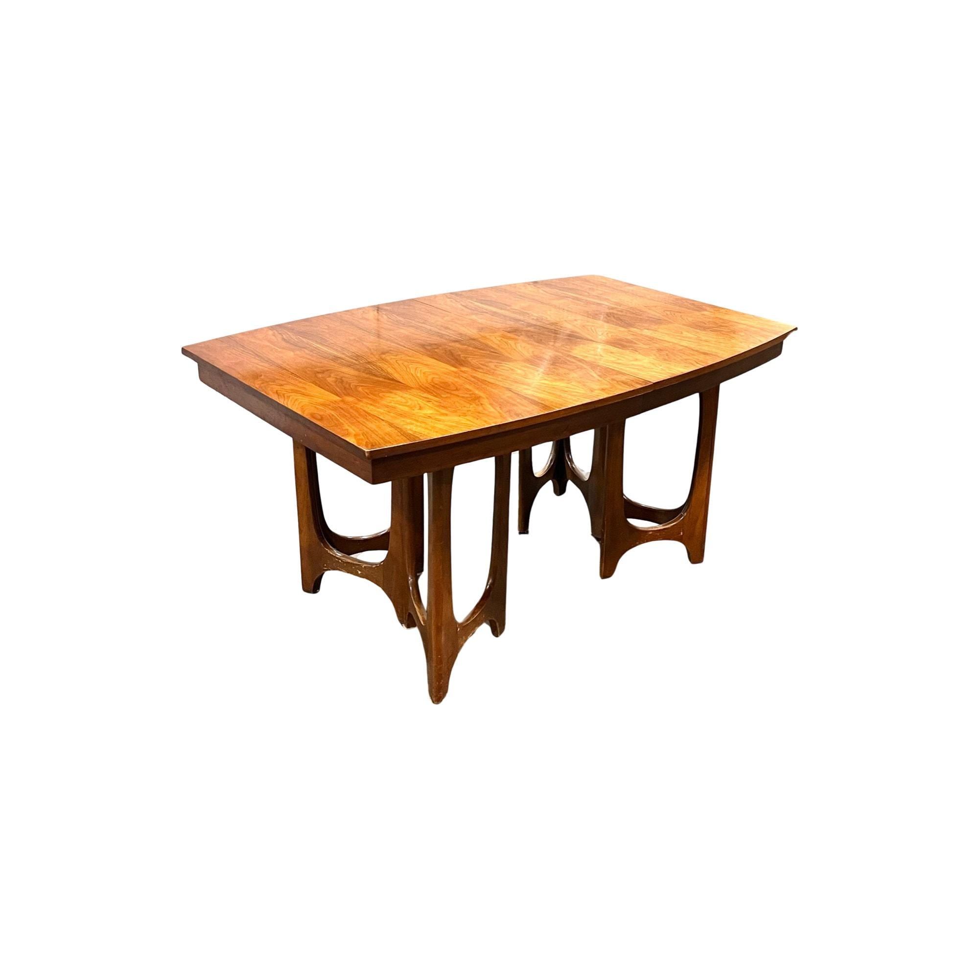 American Young Mfg Vintage Mid Century Modern Sculpted Pedestal Dining Table c. 1960s