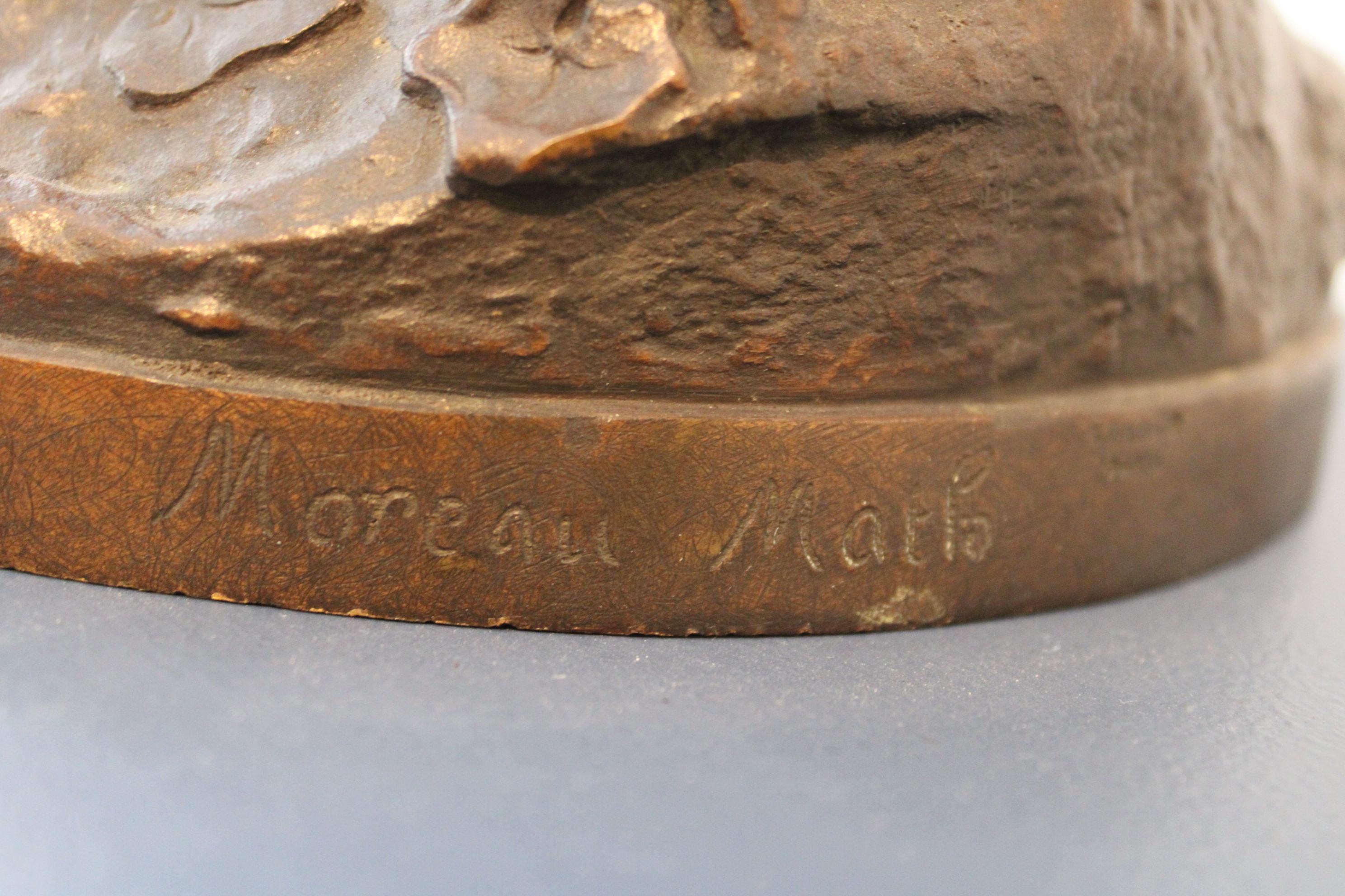 « Jeune femme à la fontaine » en bronze de Mathurin Moreau, France, XIXe siècle 12