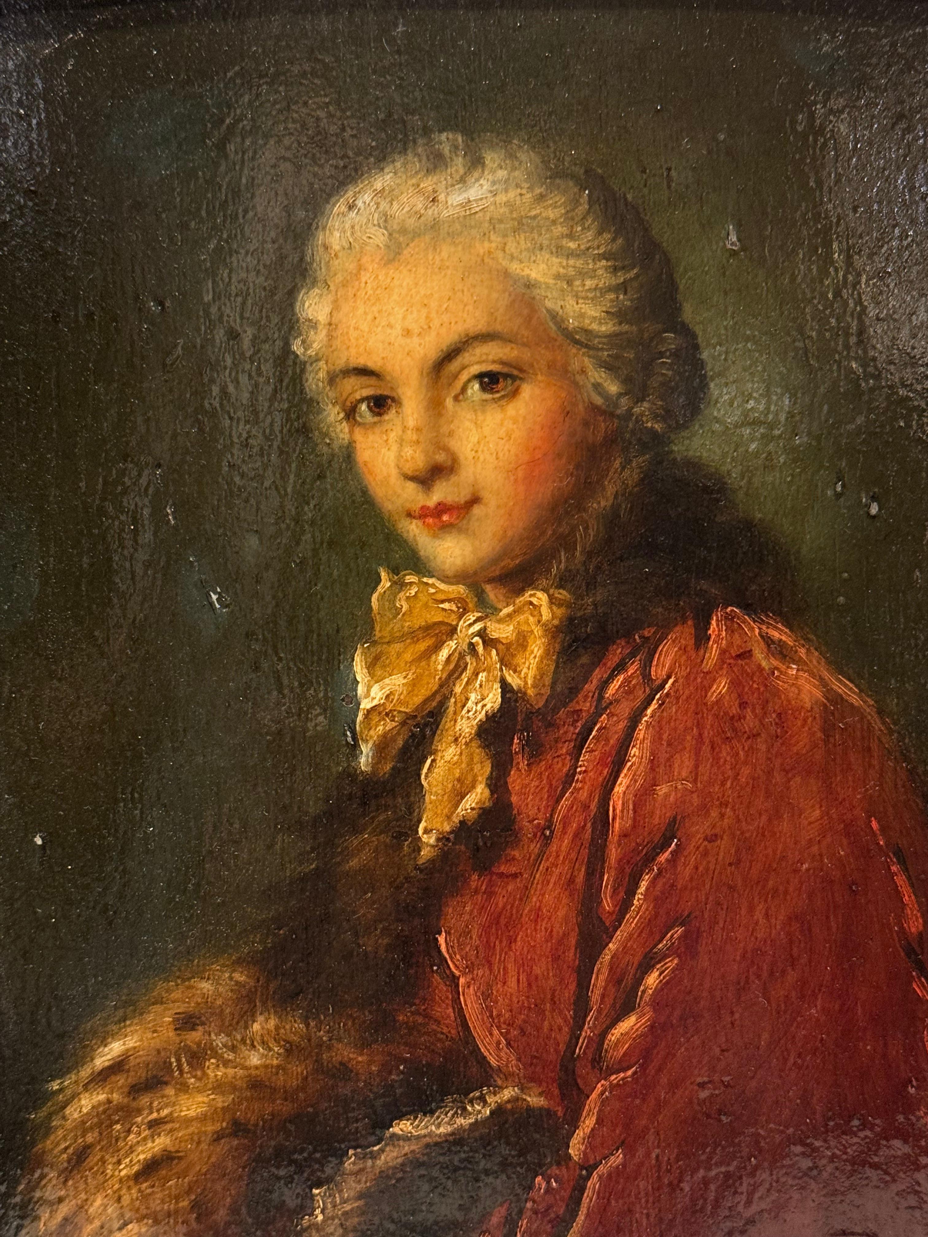 Hübsches Porträt einer jungen Frau mit Pelzmütze, die einen roten Mantel mit Pelzbesatz trägt, der mit einer gelben Schleife geschlossen ist.
 
Ein sehr schöner Effekt, der durch die Pose des Modells und den Realismus ihres Gesichtsausdrucks noch