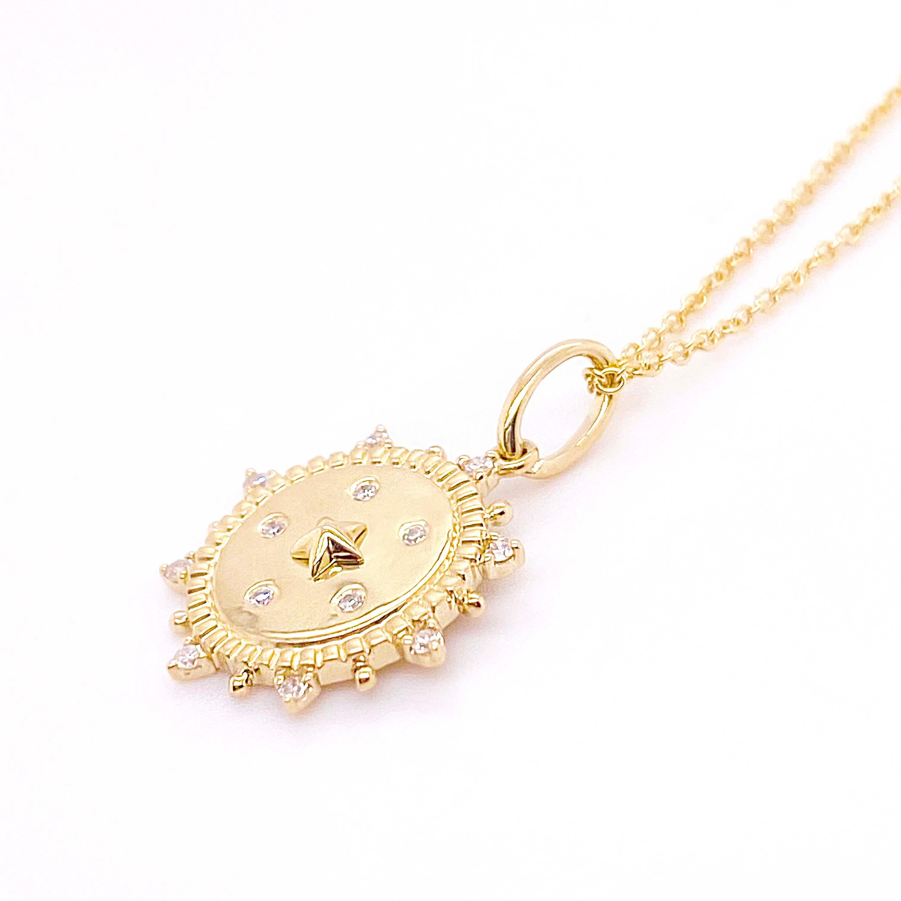 Contemporain Votre collier étoile, pendentif en or jaune, diamants et disque étoilé, 13 diamants en vente