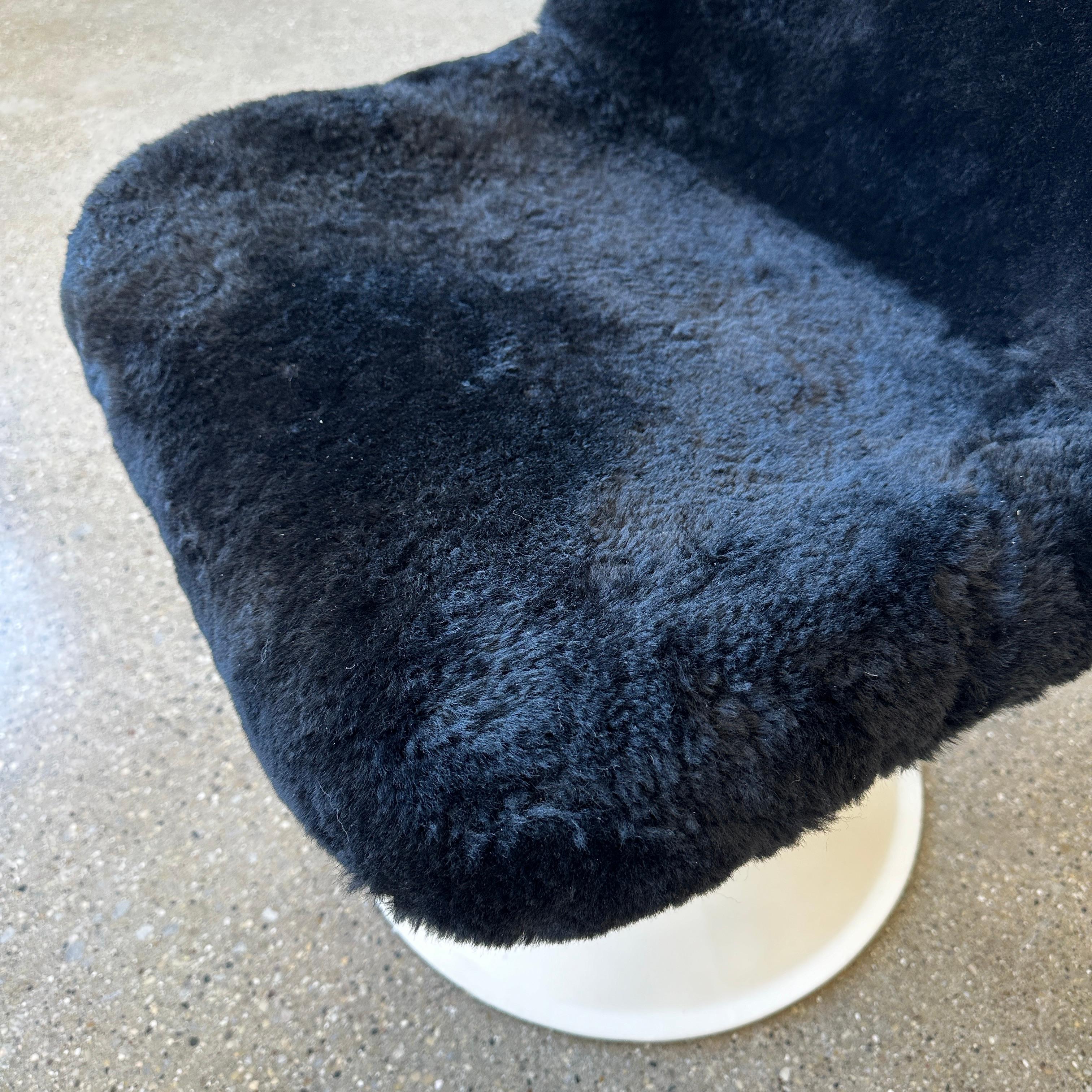 Mid-Century Modern Yrjö Kukkapuro Chairs in Shearling For Sale
