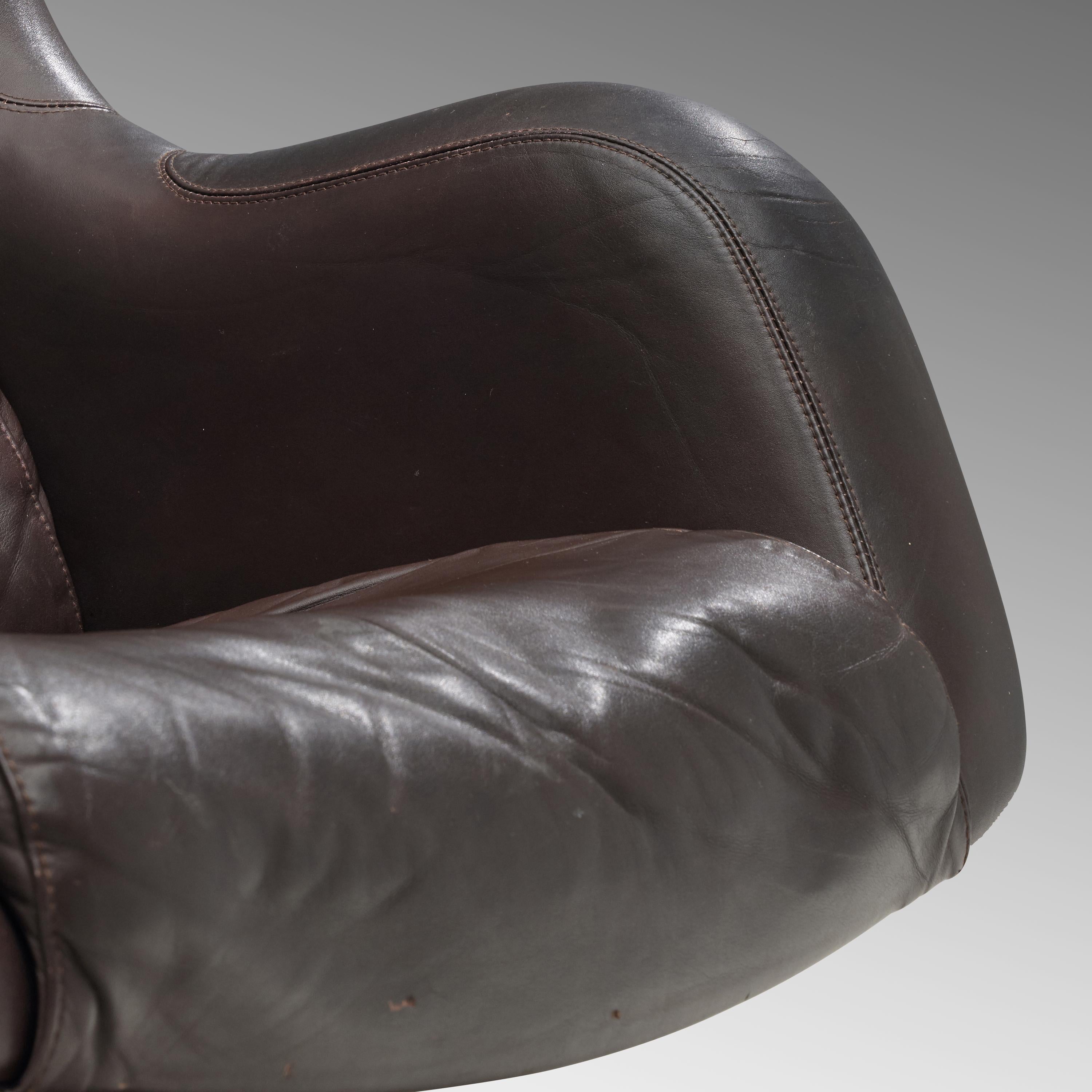 Yrjo Kukkapuro Karuselli Chair and Ottoman in Leather 2