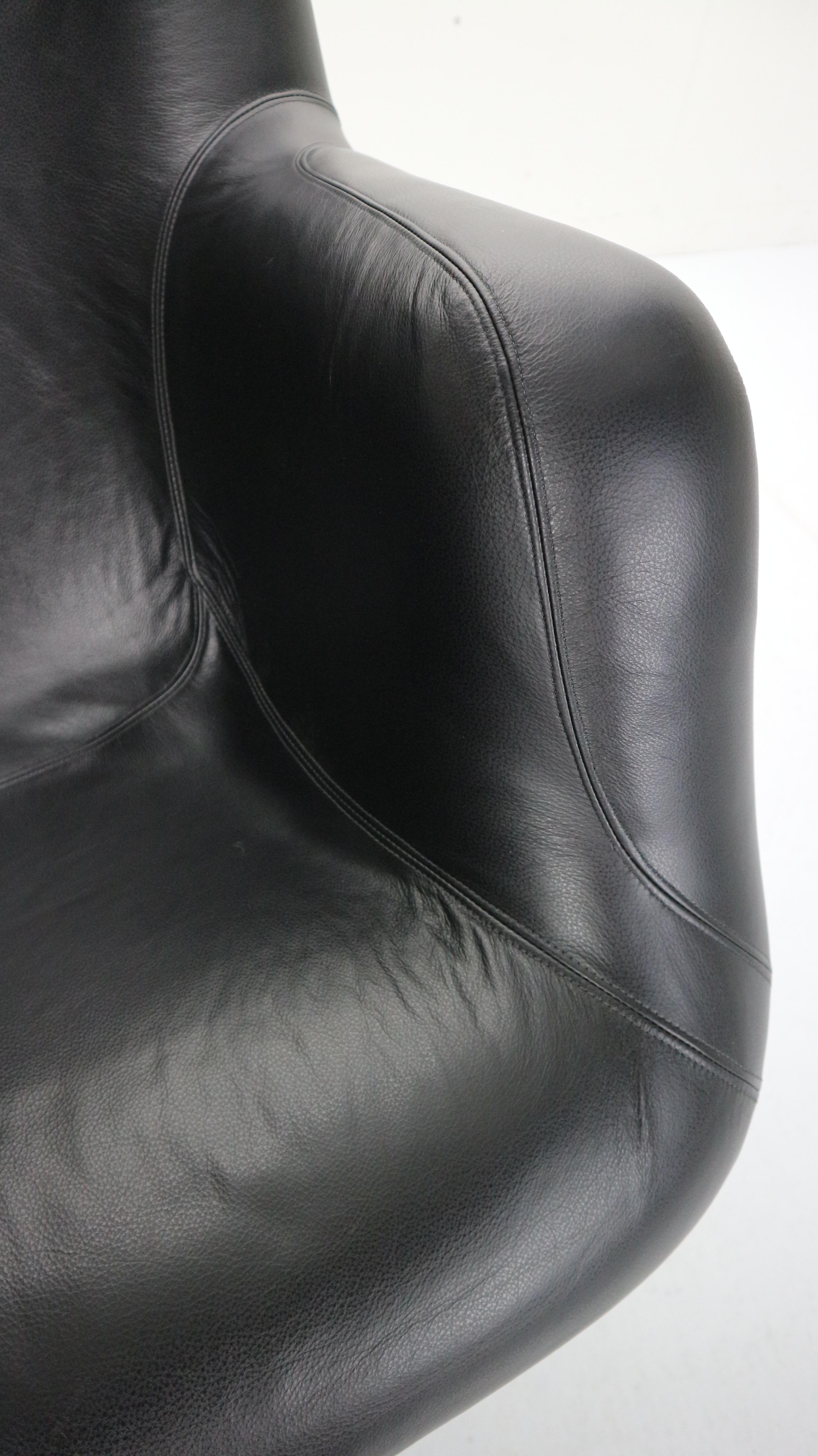 Yrjö Kukkapuro 'Karuselli' Lounge Chair in Black Leather for Haimi, 1960s 11
