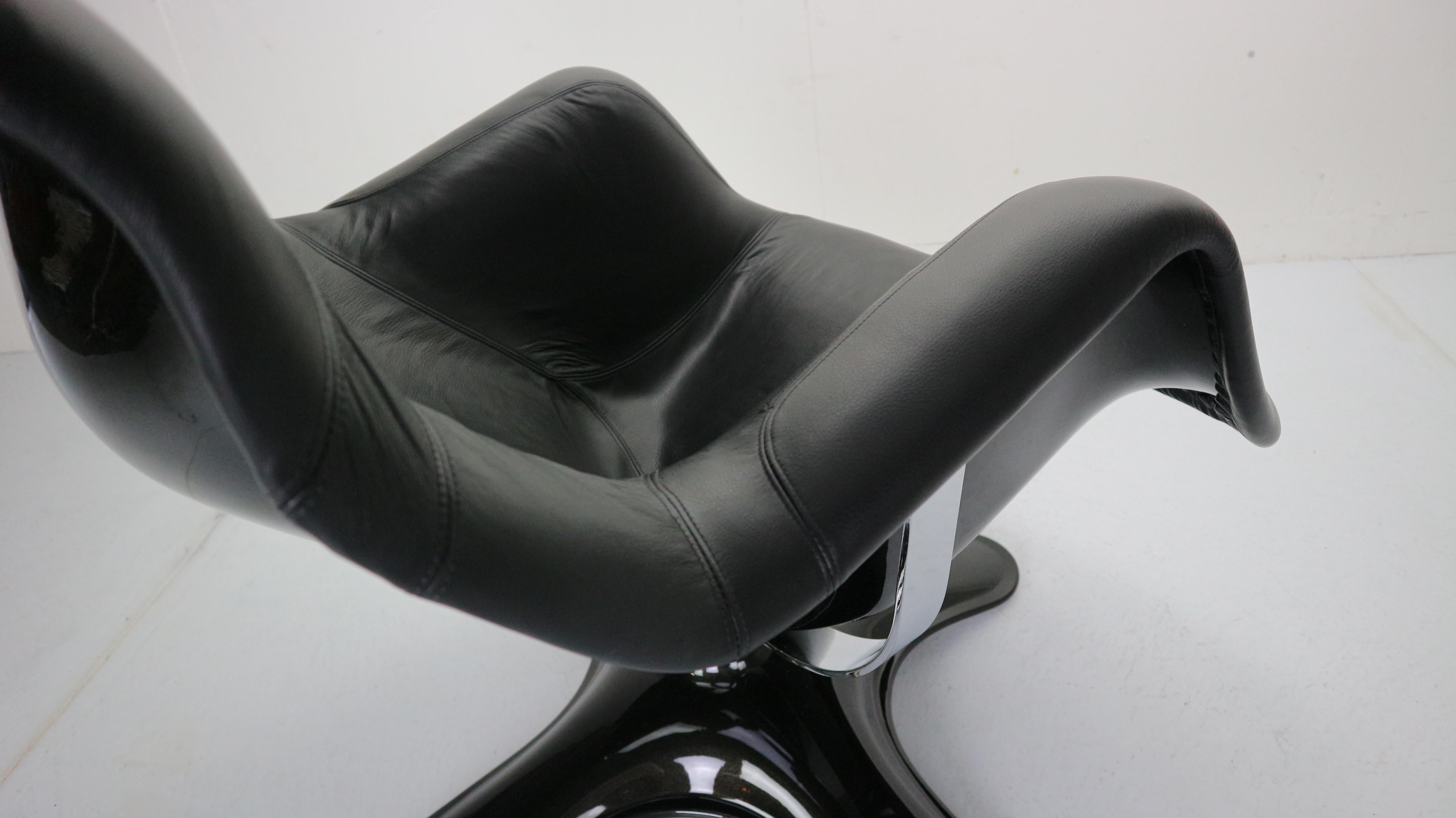 Yrjö Kukkapuro 'Karuselli' Lounge Chair in Black Leather for Haimi, 1960s 13