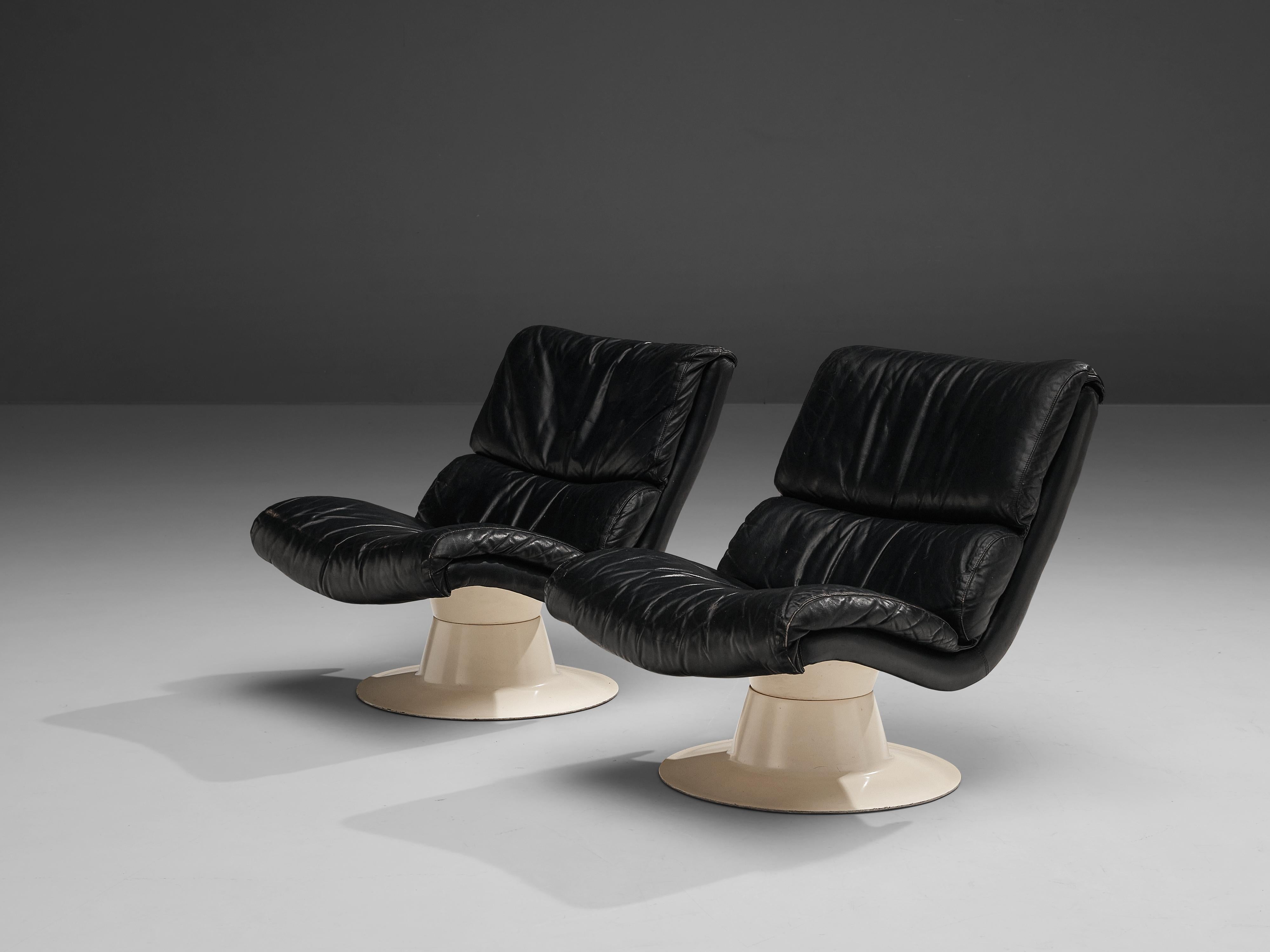 Mid-20th Century Yrjo Kukkapuro Pair of Lounge Chairs Model 'Saturnus C' in Black Leather
