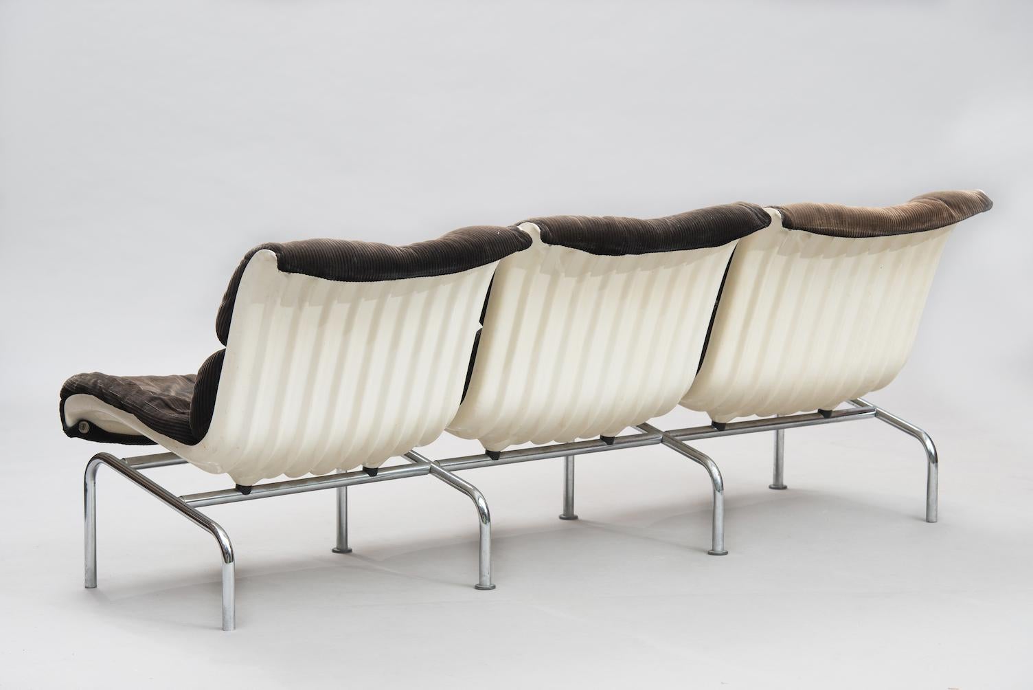 Finnish Yrjö Kukkapuro mid-century modern Set of Sofas for Haimi, 1960s. For Sale