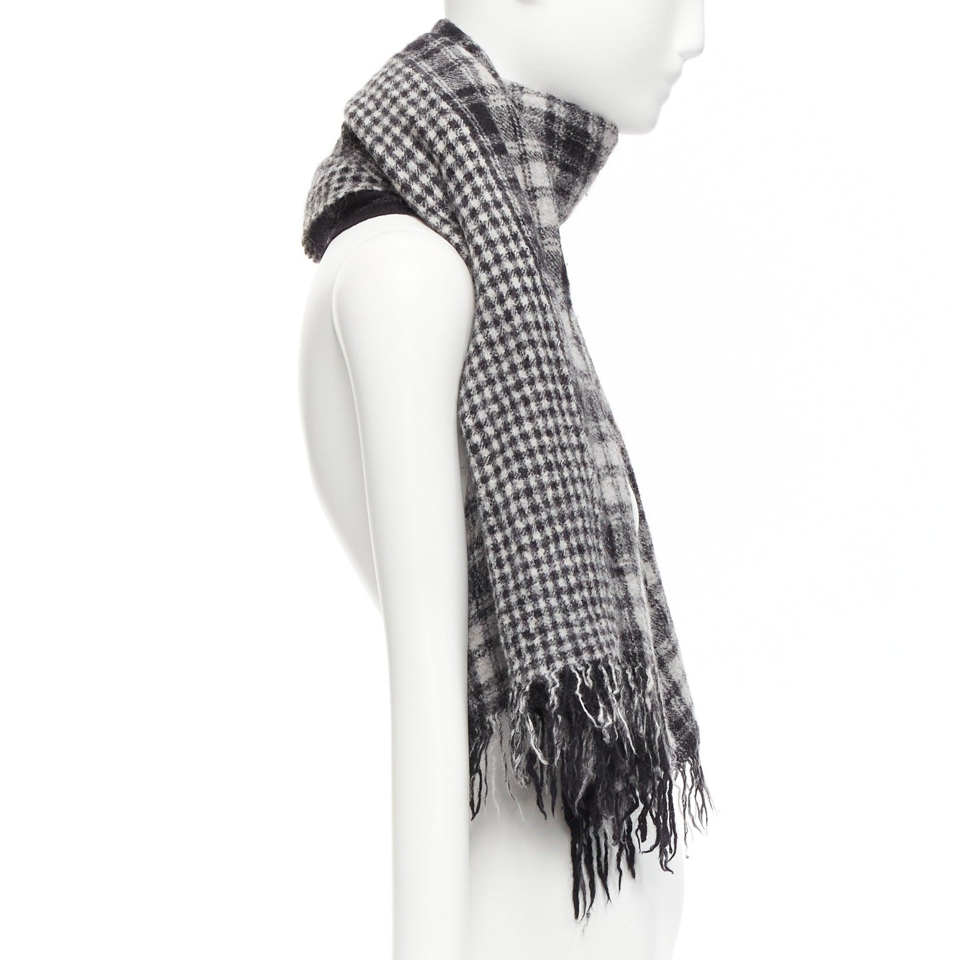 Y'S YOHJI YAMAMOTO grey 100% wool checkered black Y safety pin fringe scarf In Good Condition For Sale In Hong Kong, NT
