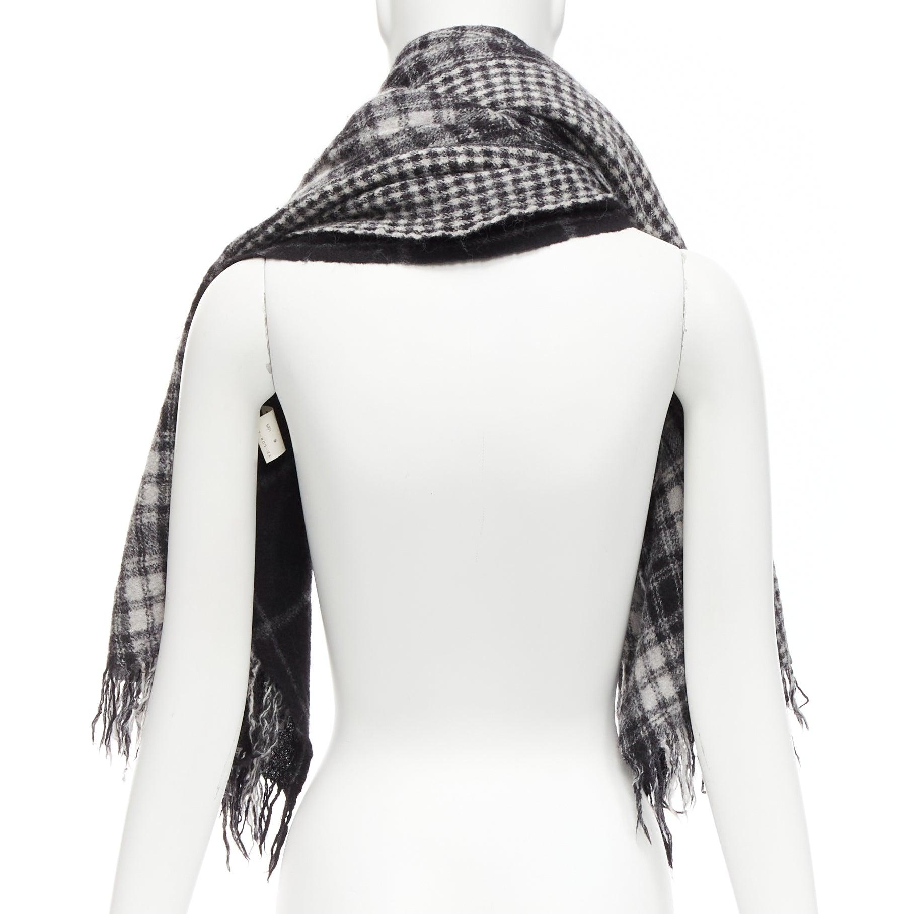 Y'S YOHJI YAMAMOTO grey 100% wool checkered black Y safety pin fringe scarf For Sale 1
