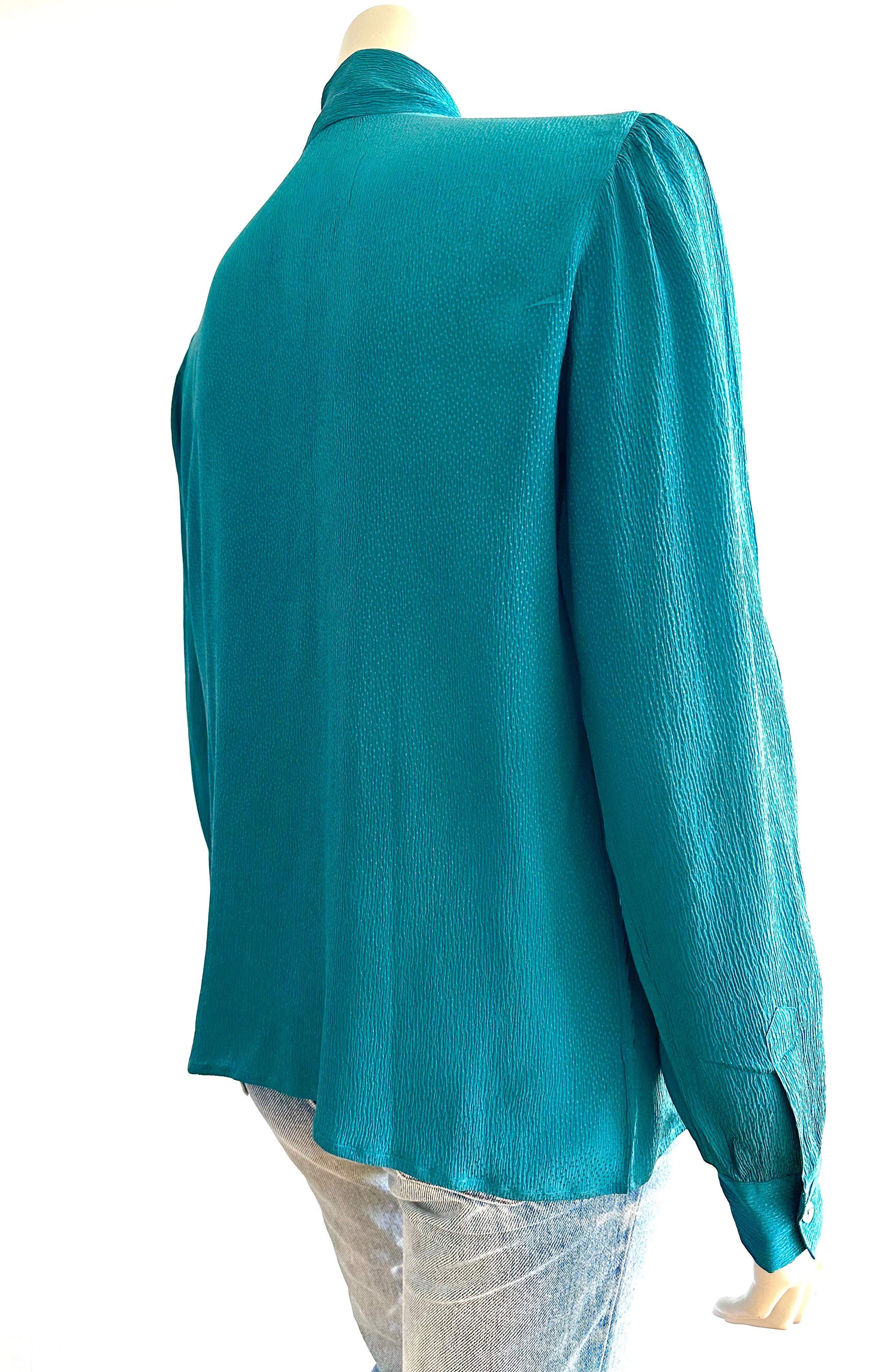 YSL 1970 Yves saint Laurent blue silk lavallière collar blouse For Sale 1