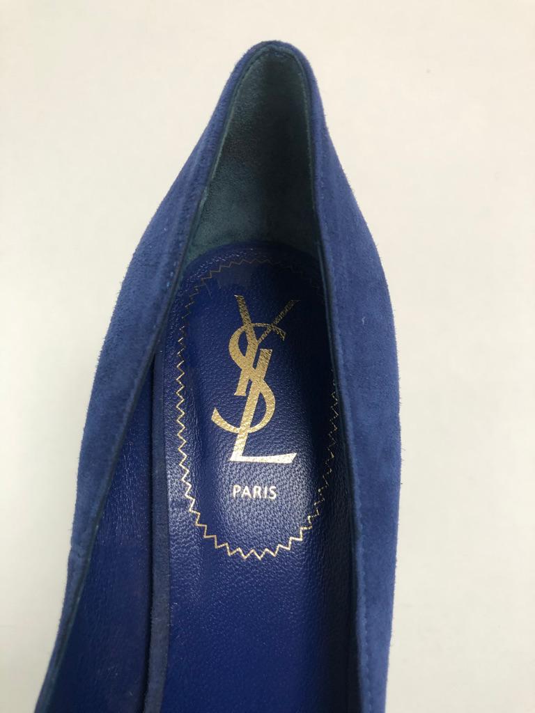 YSL blue suede platforms In Excellent Condition For Sale In New York, NY