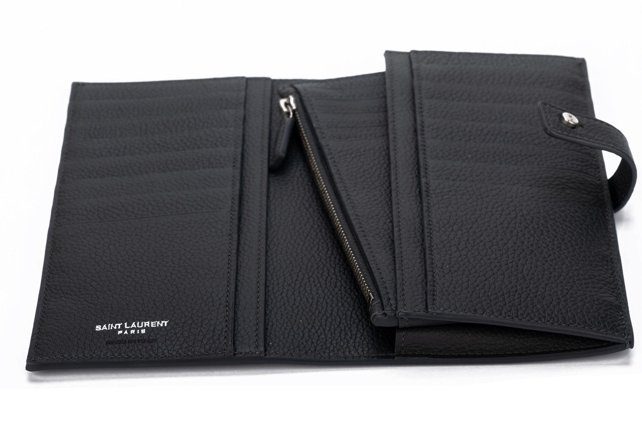 YSL BNIB Asphalt Gray Long Wallet In New Condition For Sale In West Hollywood, CA