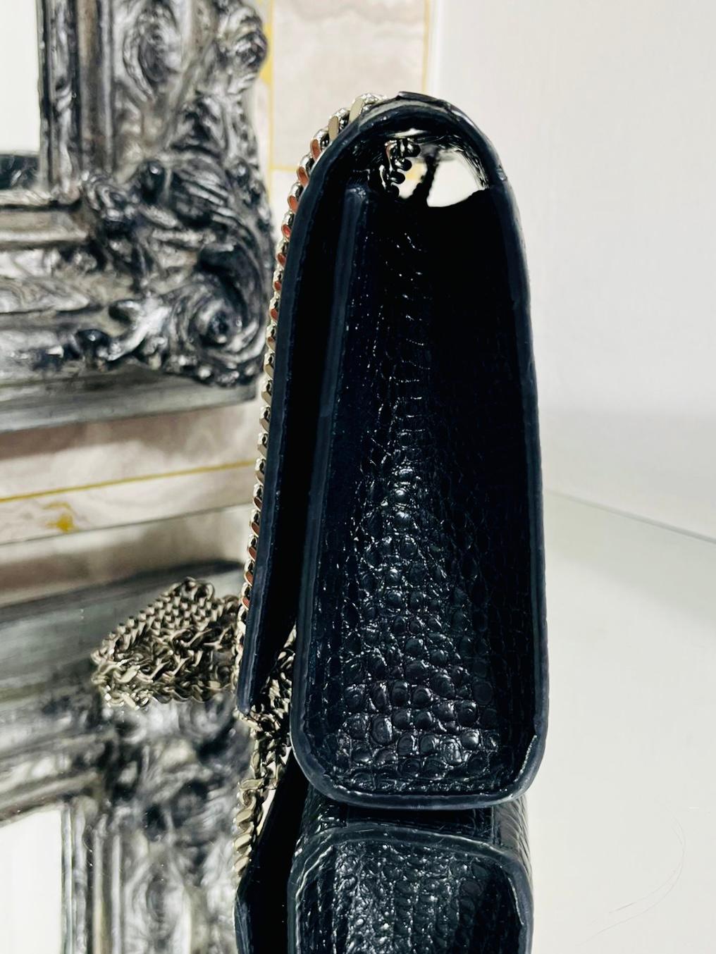 YSL Kate Tasche aus geprägtem Krokodilleder im Zustand „Gut“ in London, GB