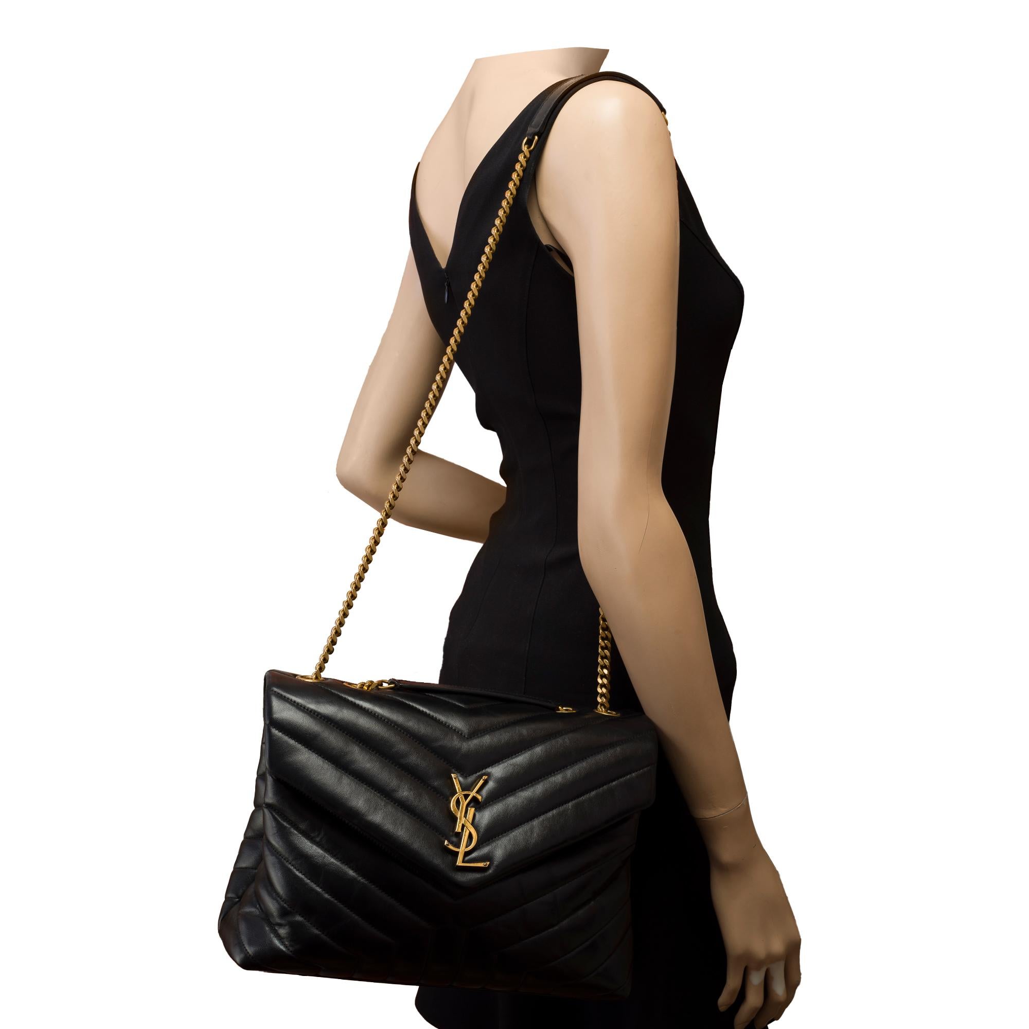 YSL Loulou Medium shoulder flap bag in black chevron quilted calf leather, GHW For Sale 6