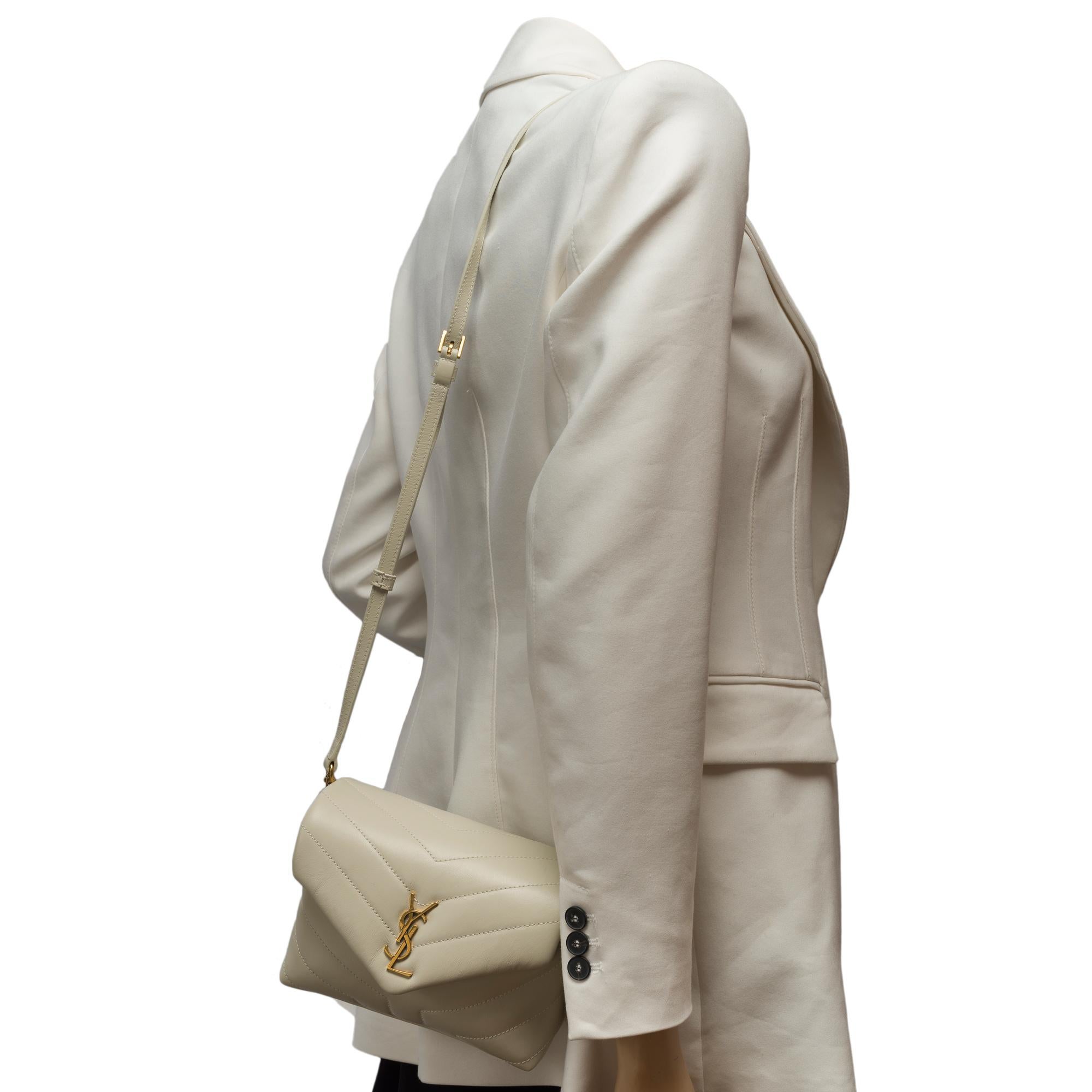 YSL Loulou Toy shoulder bag in beige quilted calf leather, GHW For Sale 7