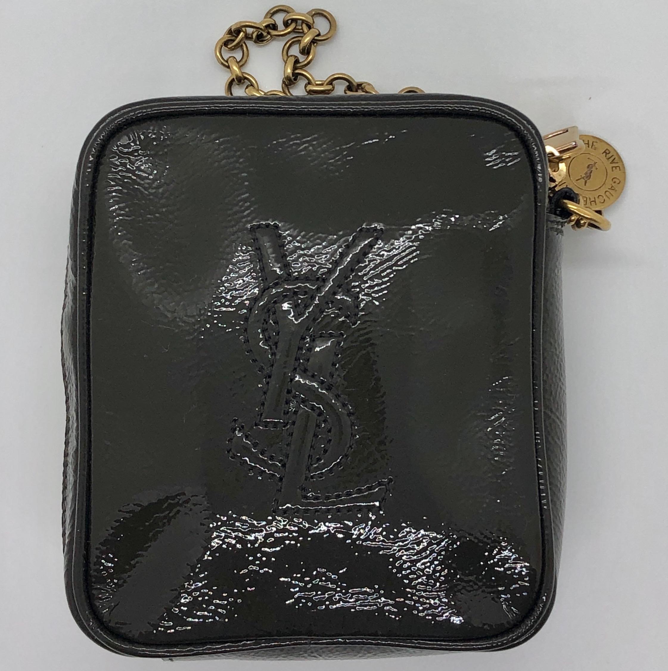 YSL Monogram Gray Patent Leather Wristlet w/ Gold Metal Chain and Hardware For Sale 4