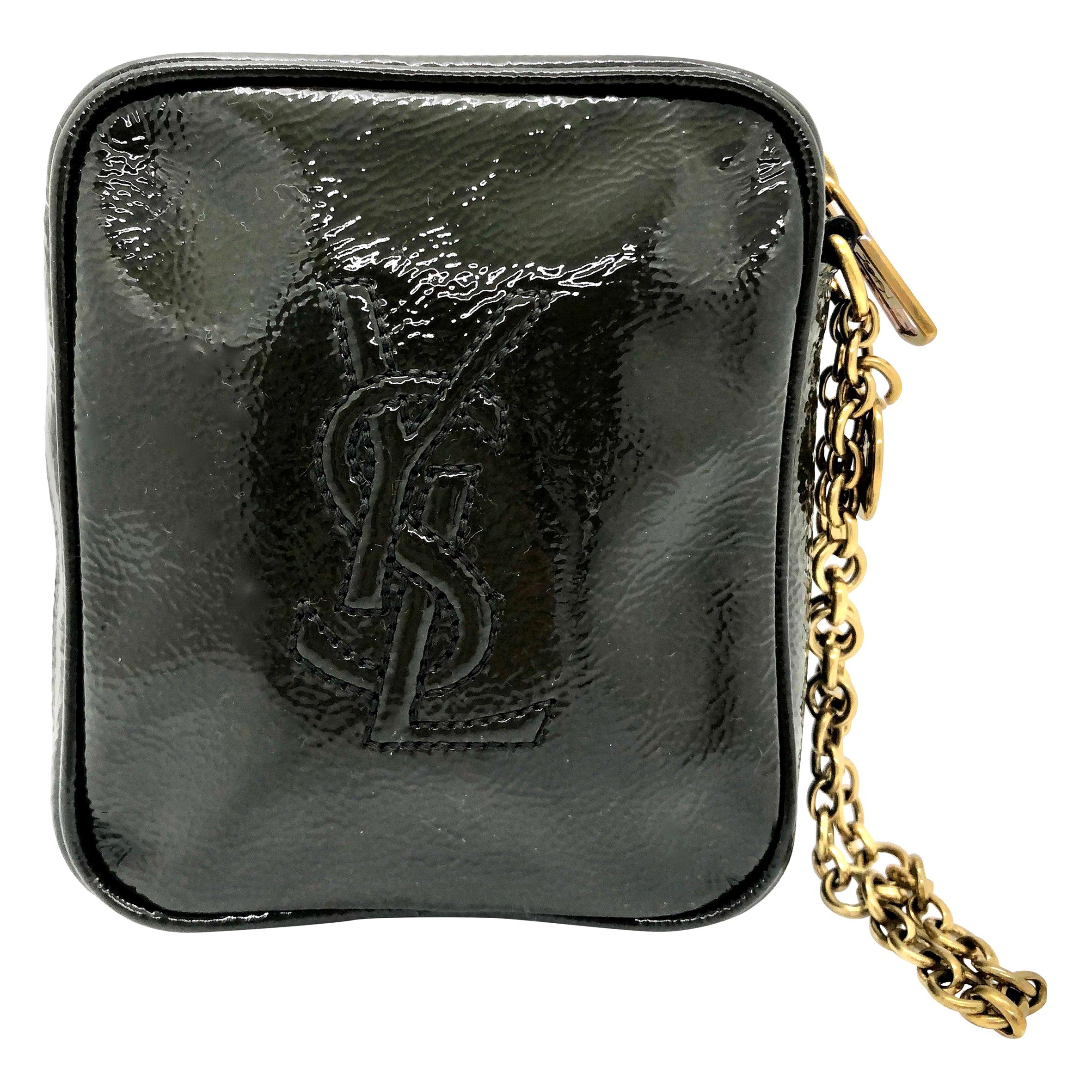 YSL Monogram Gray Patent Leather Wristlet w/ Gold Metal Chain and Hardware For Sale