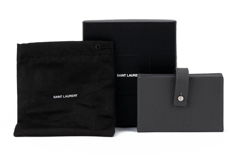 Portafoglio con carta di credito YSL New Asphalt Grey in vendita