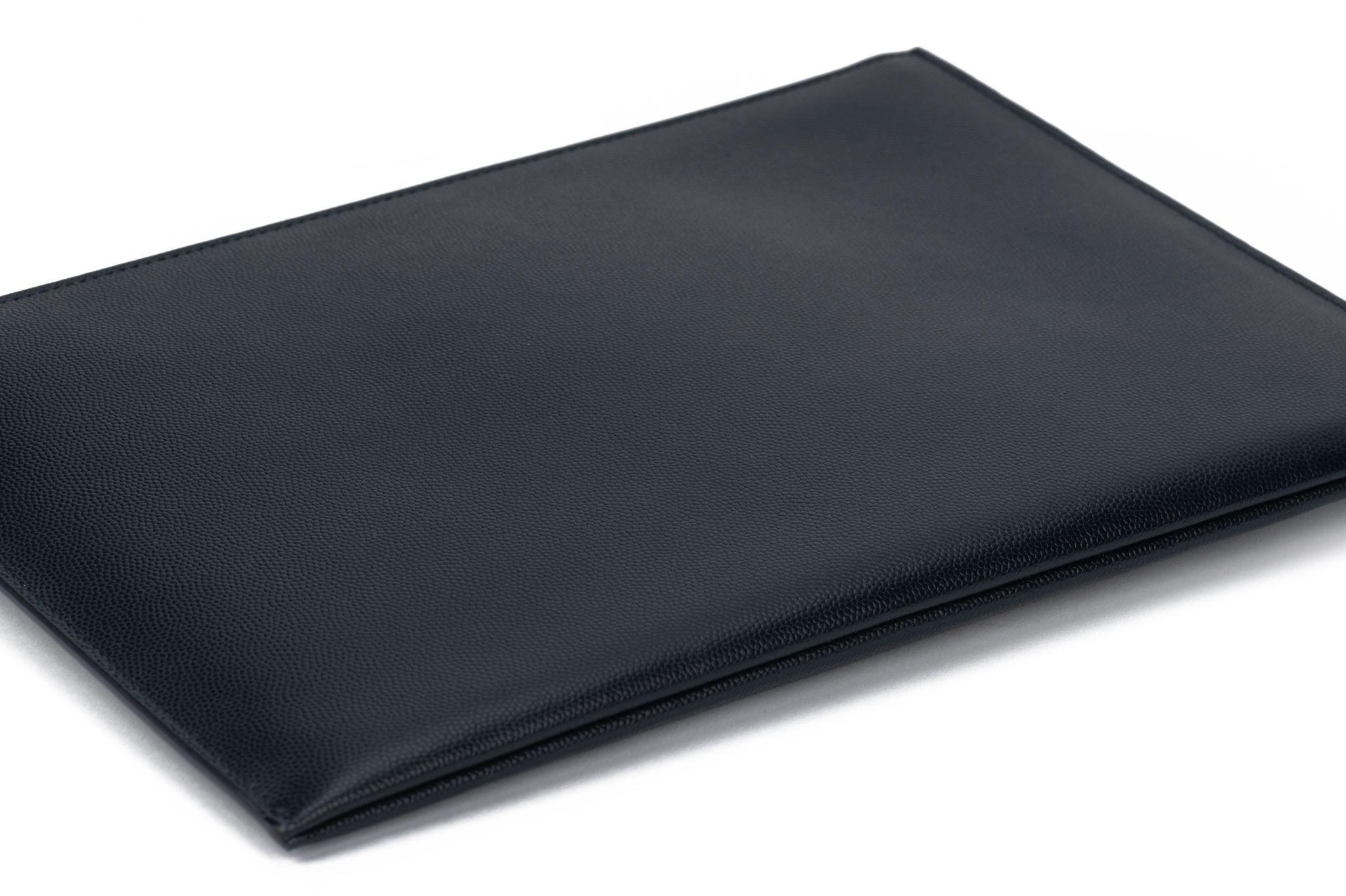 YSL New Blue Leather Zip Pouch (pochette zippée en cuir) Unisexe en vente
