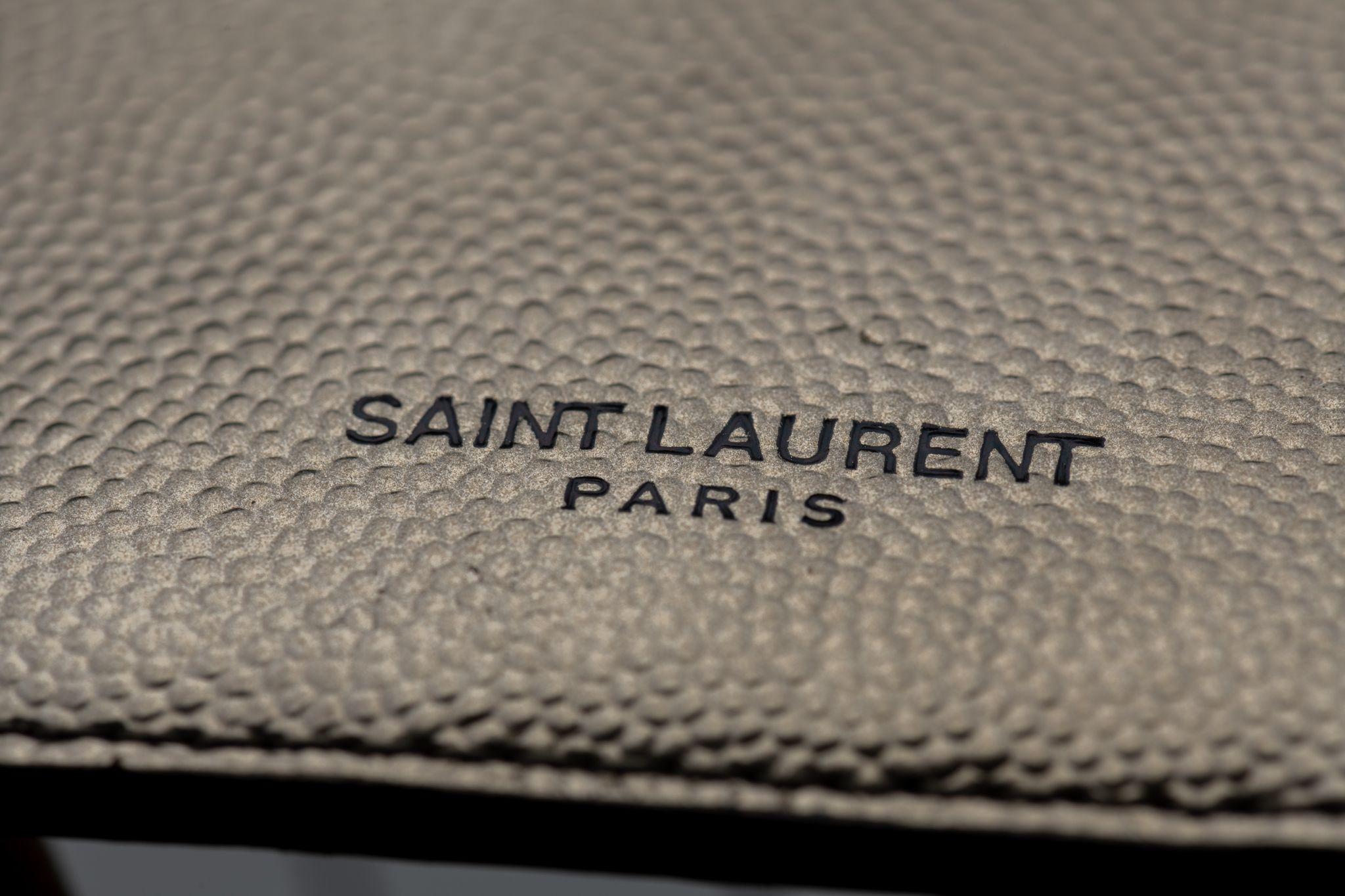 YSL New Pewter Credit Card Wallet In New Condition For Sale In West Hollywood, CA