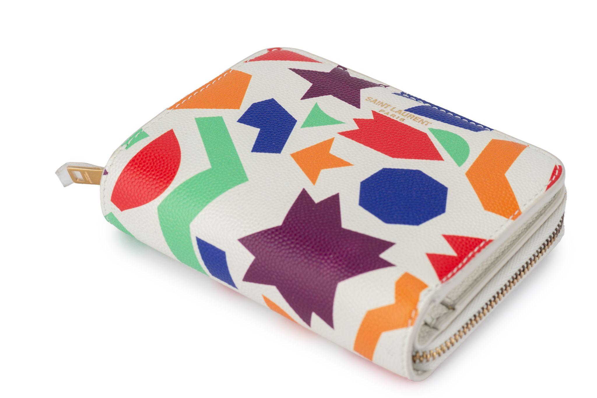 YSL New White Leather Geometric Wallet In New Condition For Sale In West Hollywood, CA