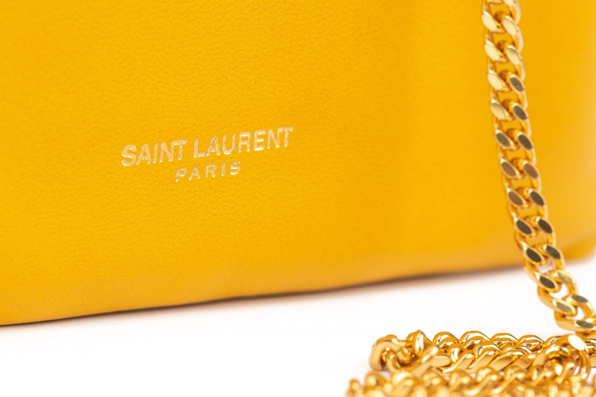 YSL New Yellow  Drawstring Bag On Chain In New Condition For Sale In West Hollywood, CA