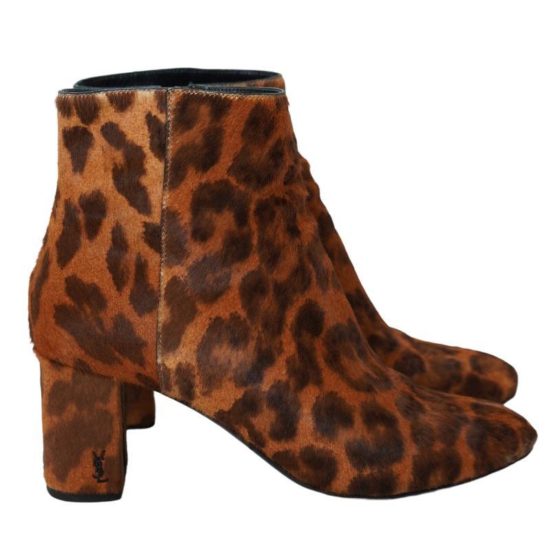 Botas de leopardo de piel de becerro estilo poni YSL talla 38,5 Marrón en venta