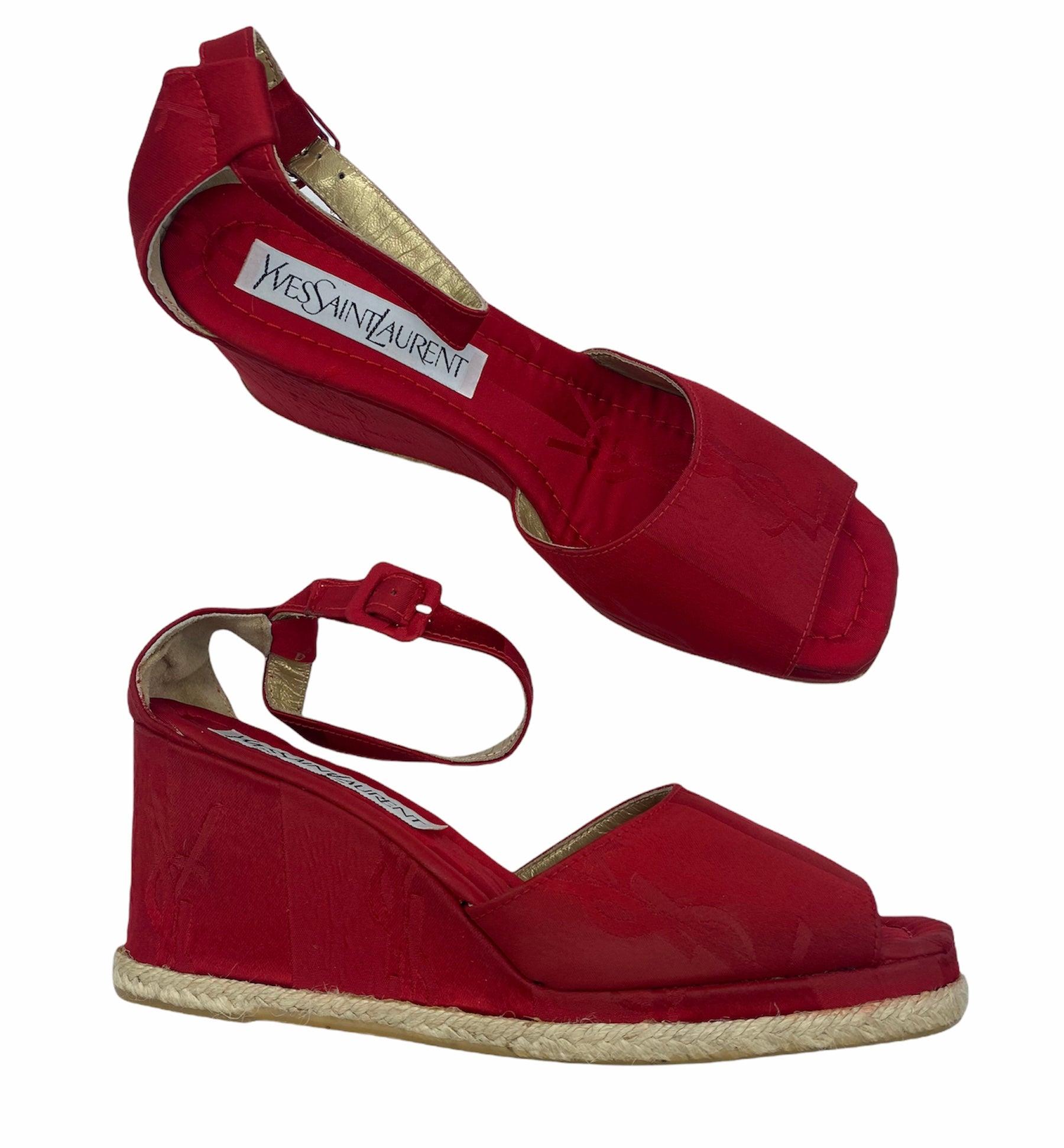 YSL Red Logo Print Platform Wedge Sandals US9, anni '70 In condizioni Nuovo in vendita a Los Angeles, CA