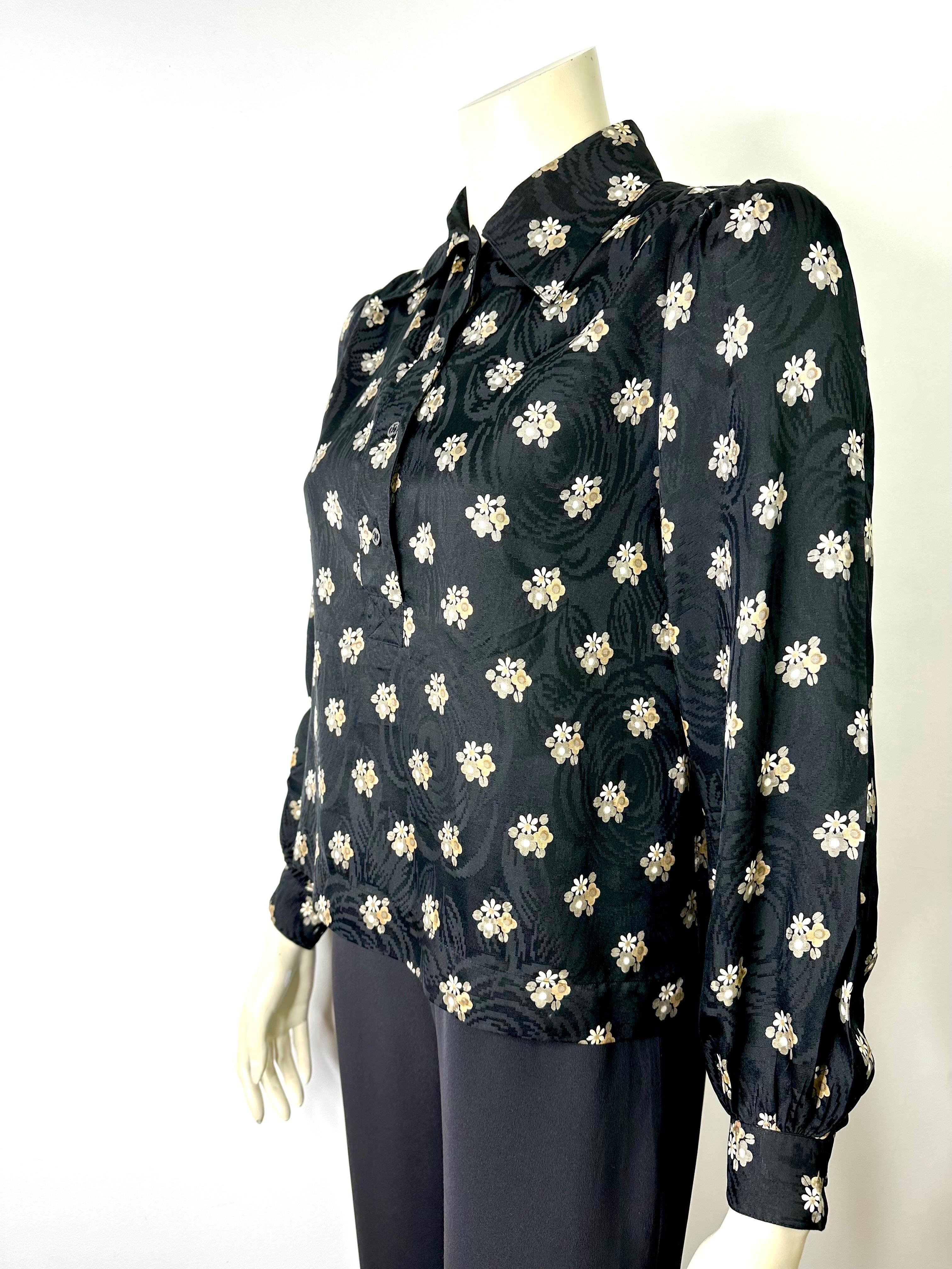 Ysl vintage Yves saint Laurent 70’s silk blouse For Sale 6