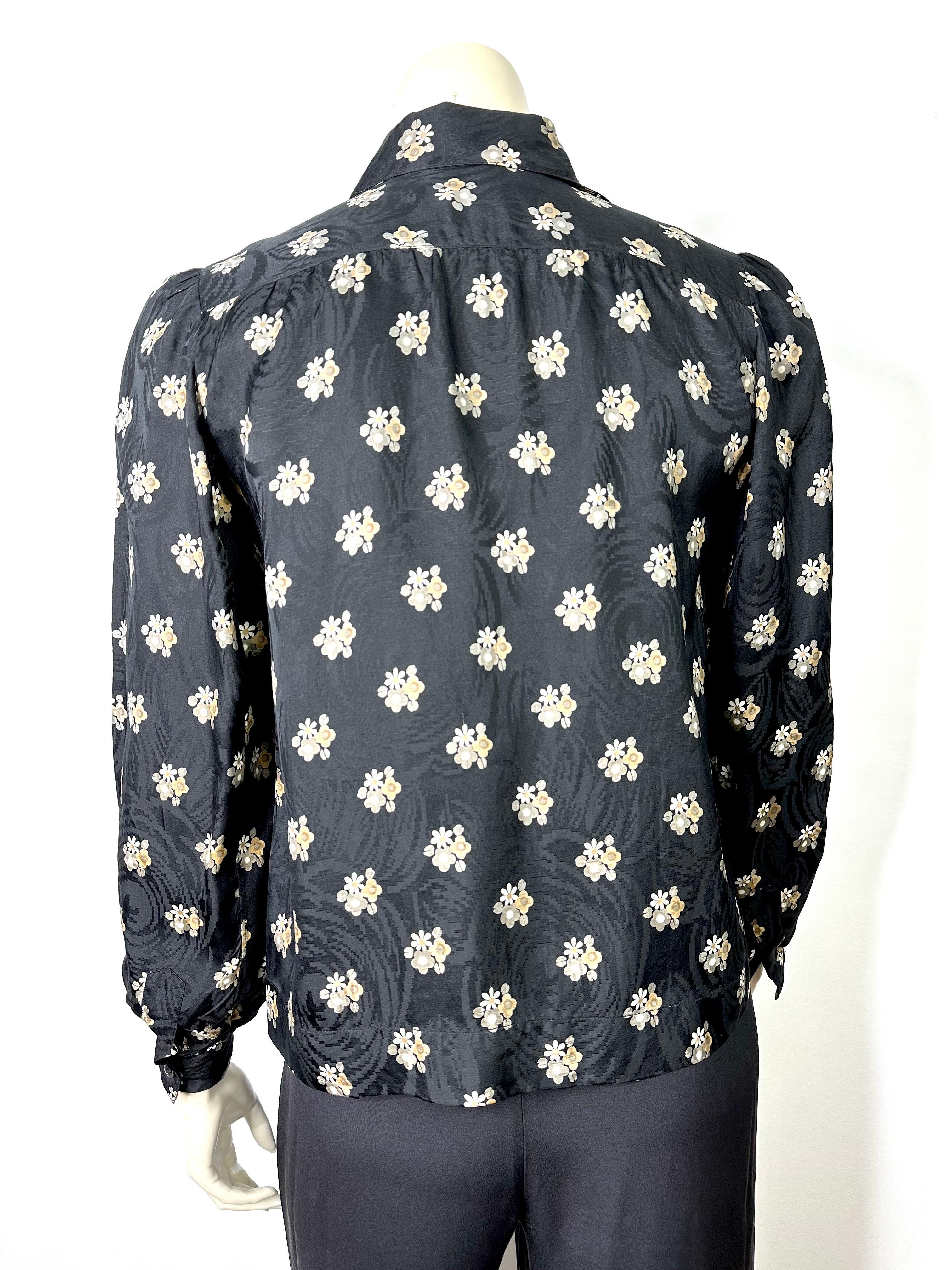 Ysl vintage Yves saint Laurent 70’s silk blouse For Sale 4
