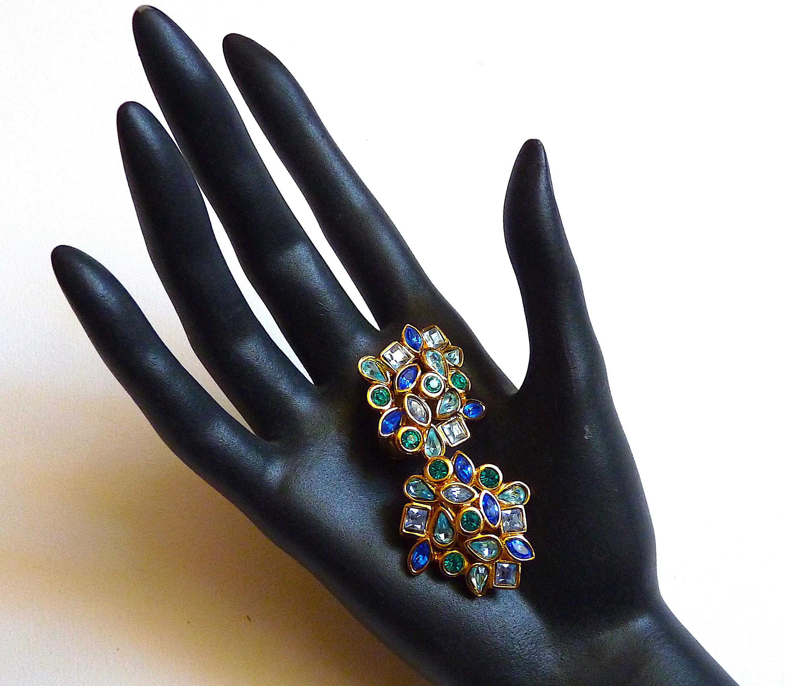 YSL Yves Saint Laurent Blue Glass Crystal Clip On Earrings from 1980s In Excellent Condition For Sale In CHAMPEAUX-SUR-SARTHE, FR