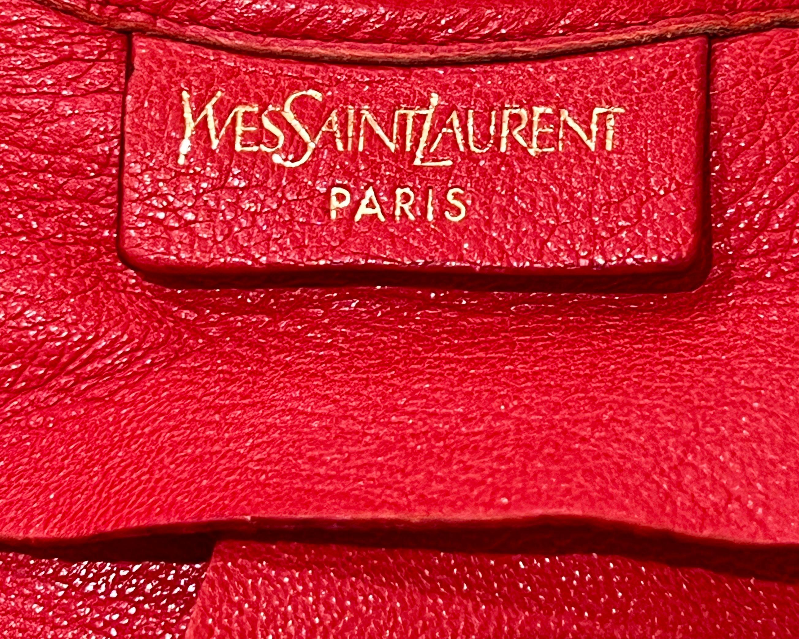 YSL Yves Saint Laurent by Tom Ford Lippenstift Rot XL Mombasa Umhängetasche Damen im Angebot
