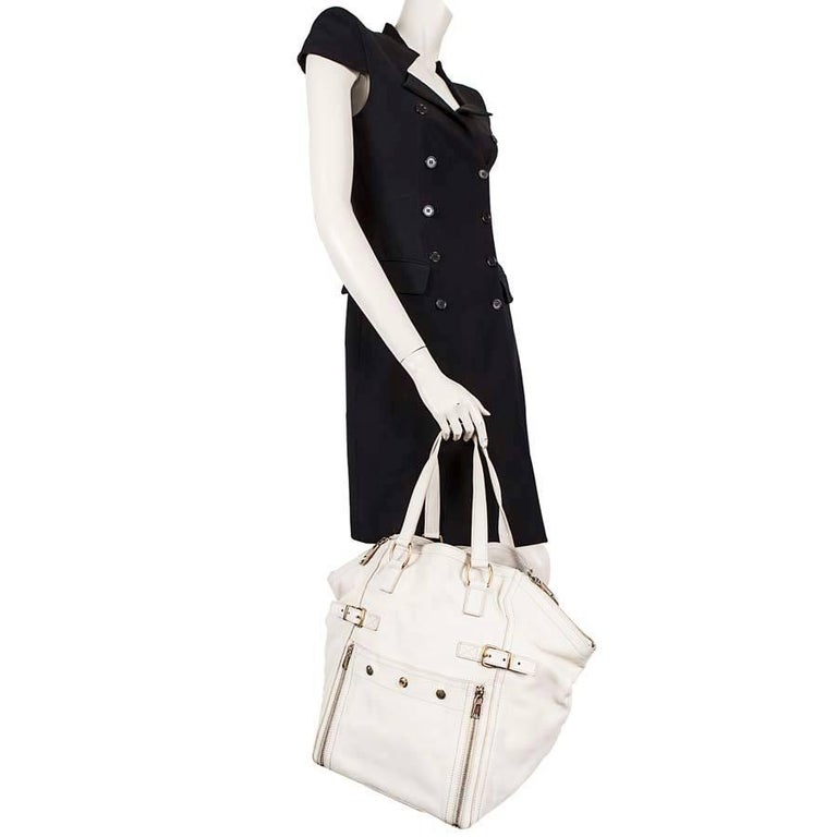 YSL YVES SAINT LAURENT Down Town Bag in Beige Grained Leather For Sale