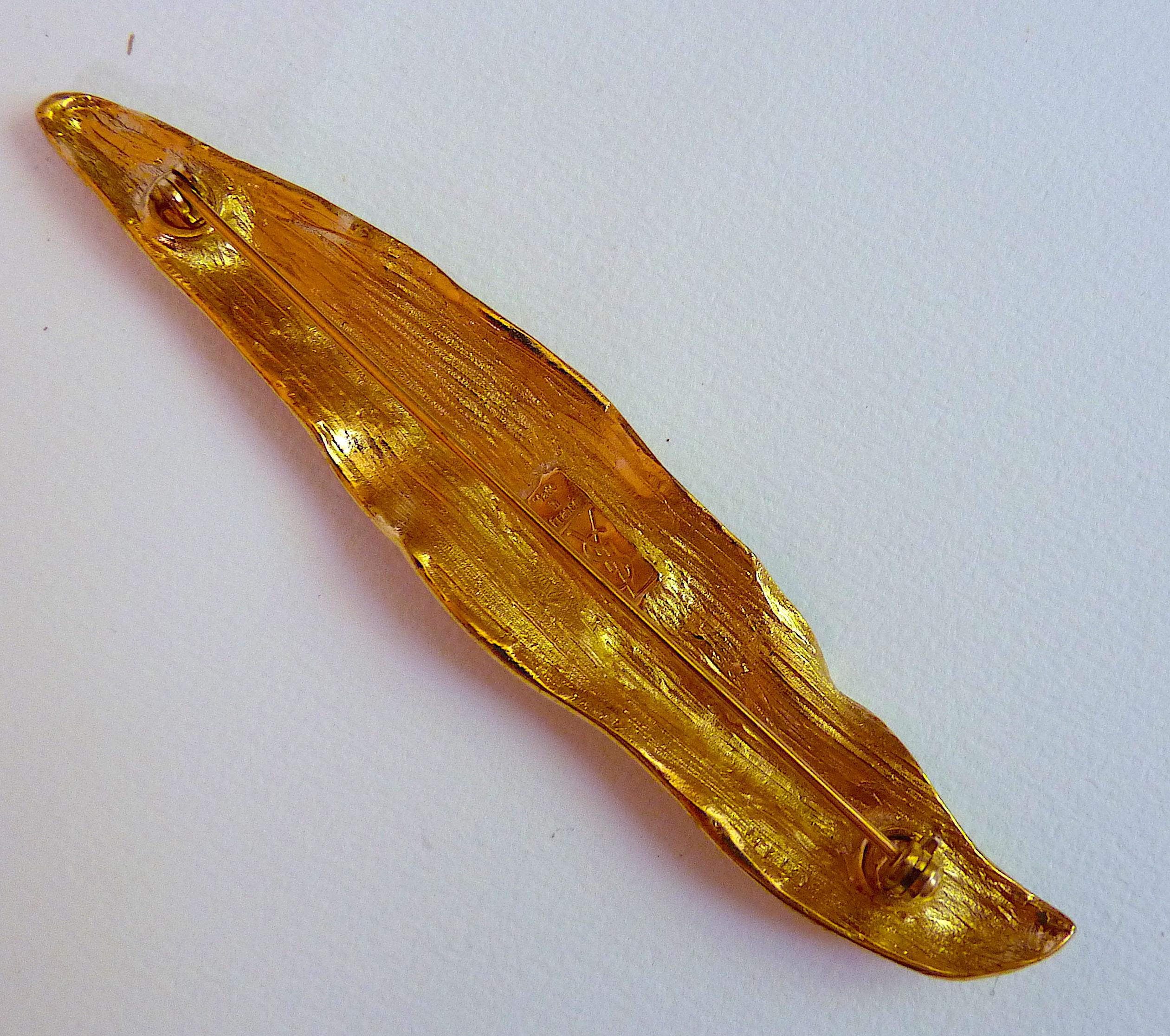YSL Yves Saint Laurent  Gold Plated Metal Brooch, Vintage from the 1980s In Excellent Condition In CHAMPEAUX-SUR-SARTHE, FR