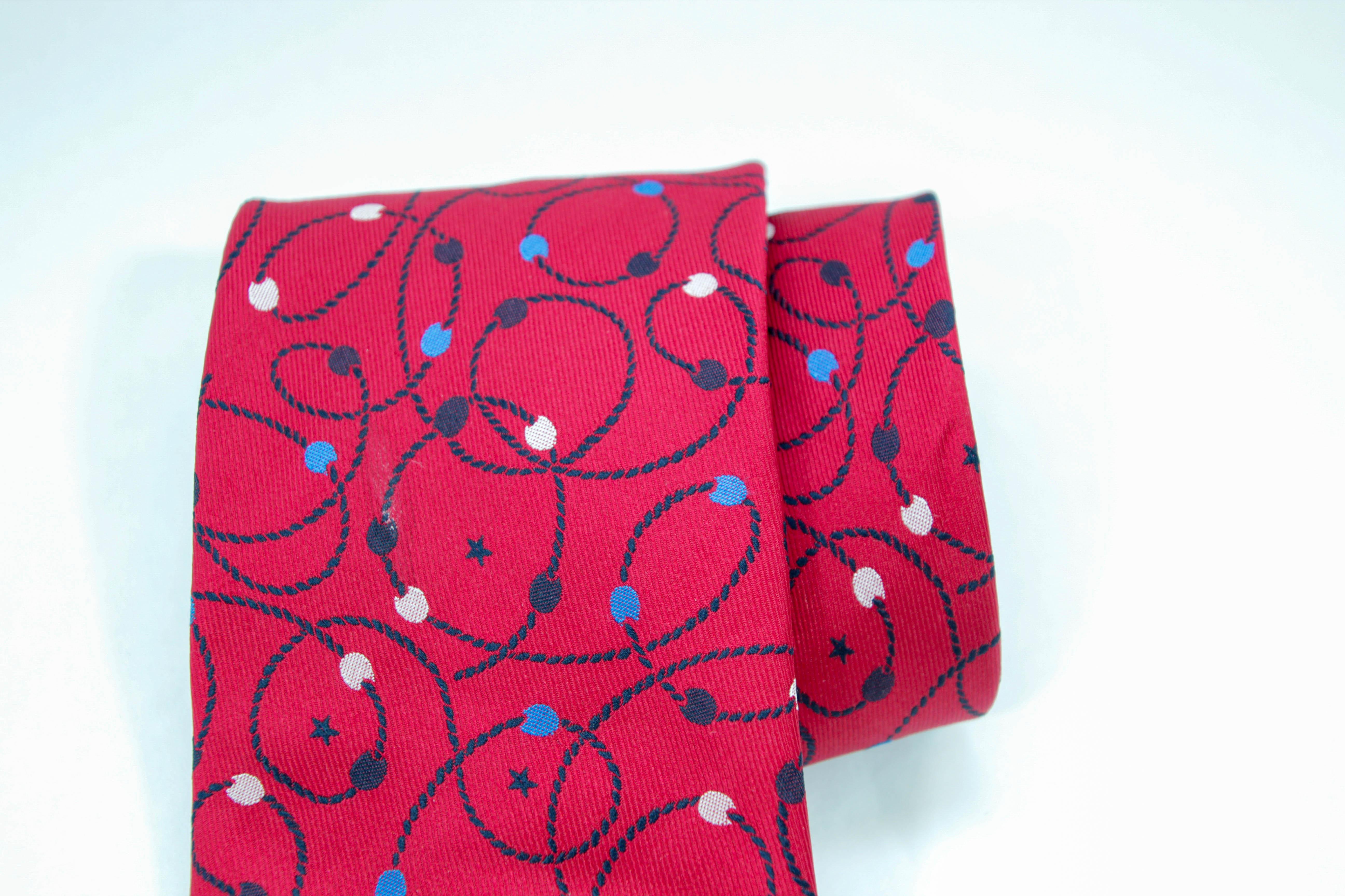 YSL Yves Saint Laurent Necktie Mens Moroccan Star Red Silk Abstract Design For Sale 1