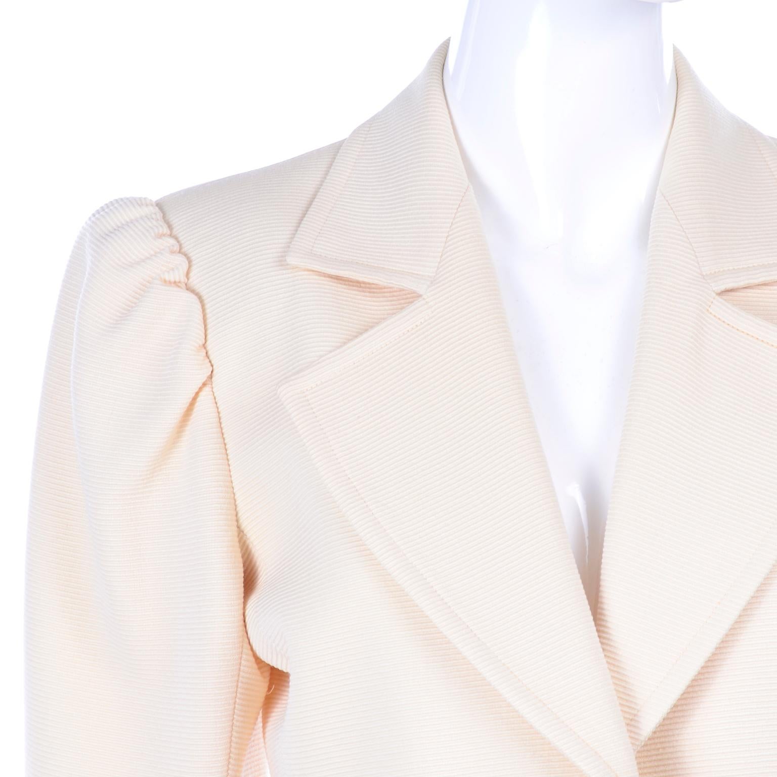 YSL Yves Saint Laurent Vintage Cream Open Front Cropped Jacket or Blazer In Excellent Condition In Portland, OR