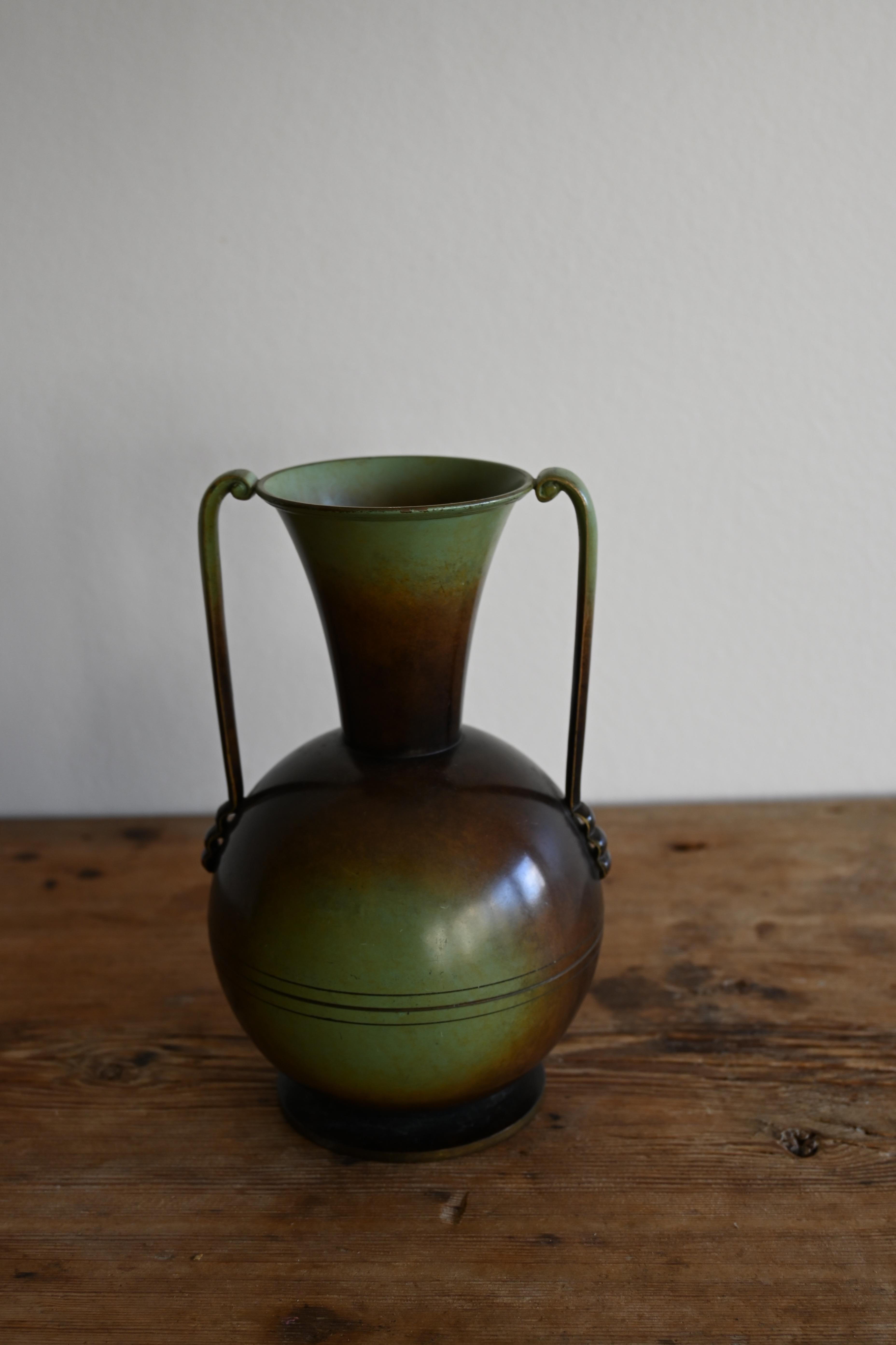 Carl-Einar Borgström Vase in Patinated Bronze for Ystad Brons 1930s 2