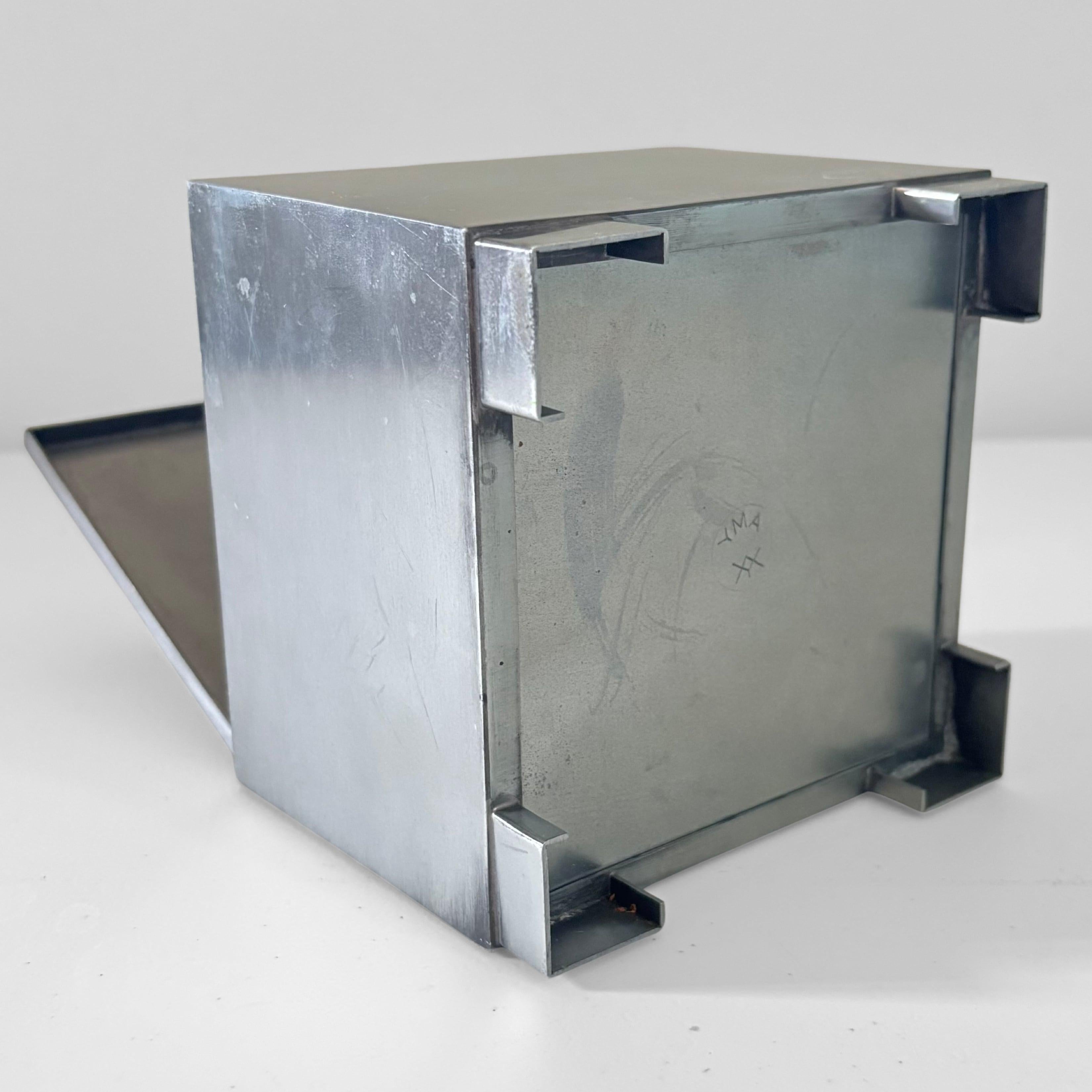 Ystad Metall, art deco table top cigarette box, pewter & wood, Sweden, 1930s im Zustand „Gut“ im Angebot in Forserum, SE