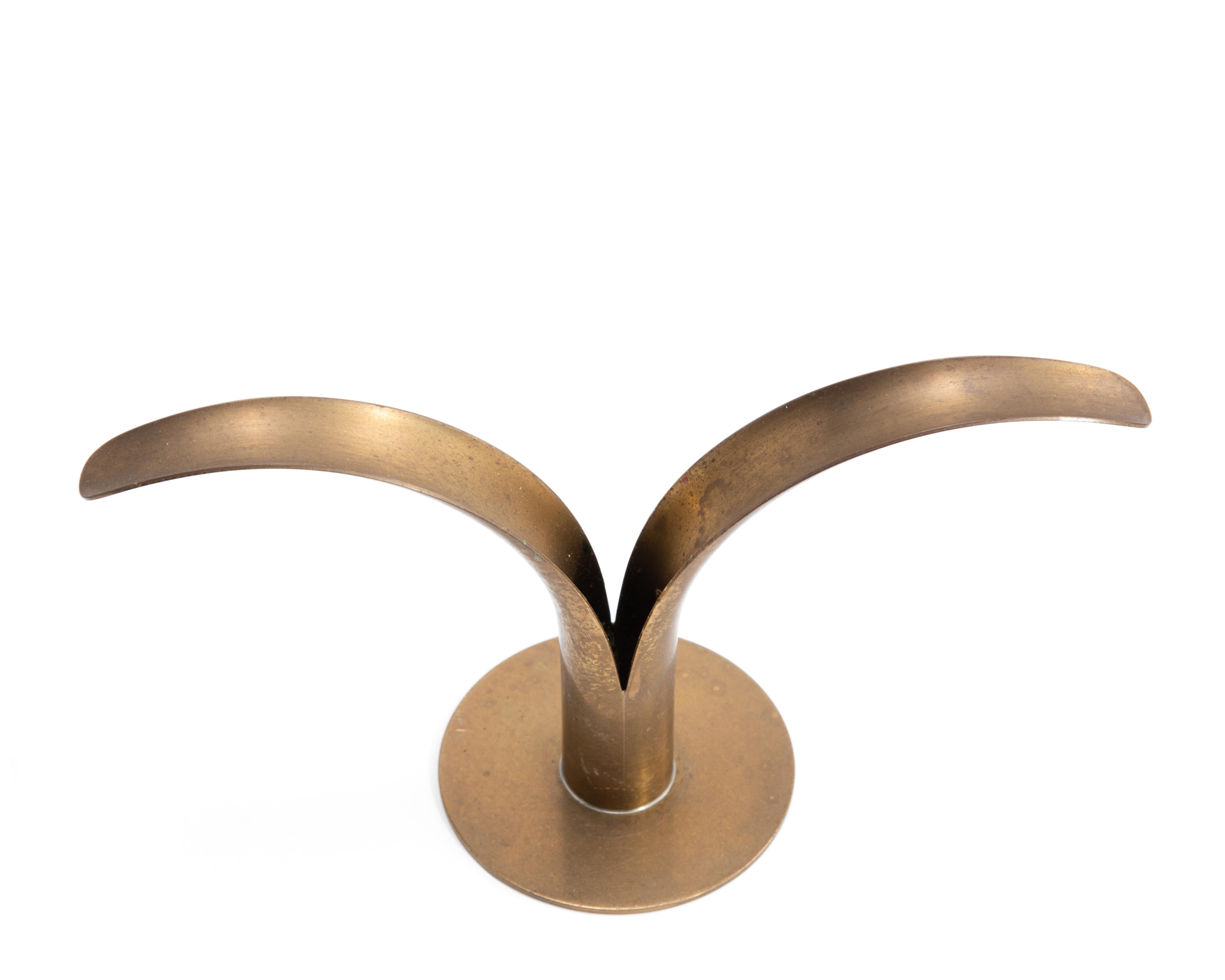 Ystad Metall Ivar Åhlenius Björk Sweden Lily Brass Mid Century Candlesticks Pair For Sale 4