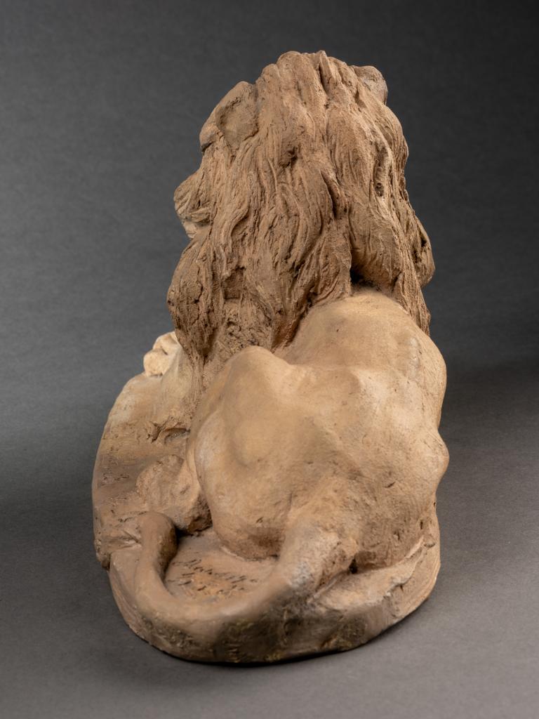 Ytiga Numata: „Lion“, original Terrakota, 1906 (Patiniert) im Angebot