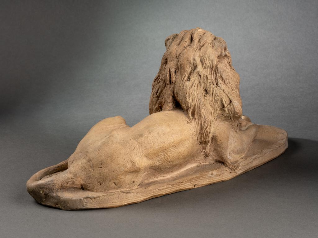 Ytiga Numata: „Lion“, original Terrakota, 1906 im Zustand „Gut“ im Angebot in SAINT-OUEN-SUR-SEINE, FR