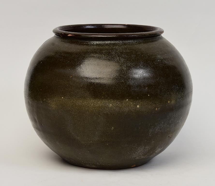18th Century and Earlier Yuan Dynasty, Antique Chinese Brown Glazed Pottery Jar For Sale