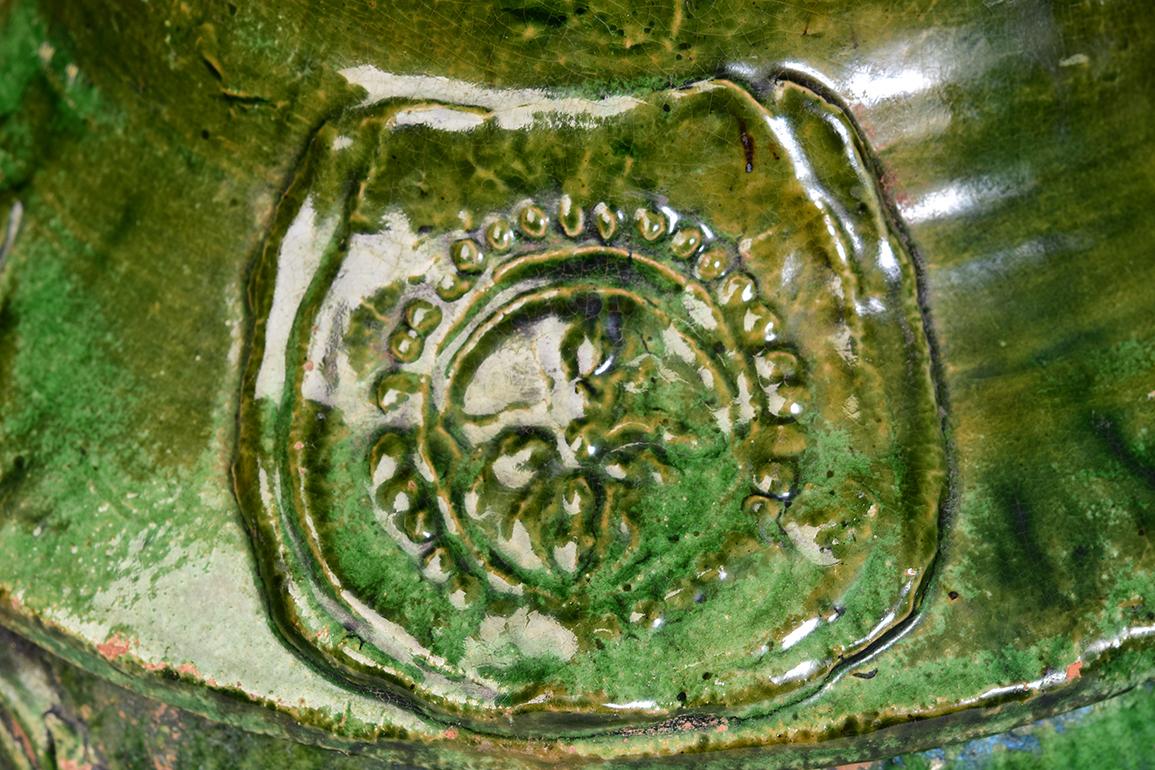 Ancienne jarre couverte en poterie vernissée verte de la dynastie Yuan, Chine en vente 2
